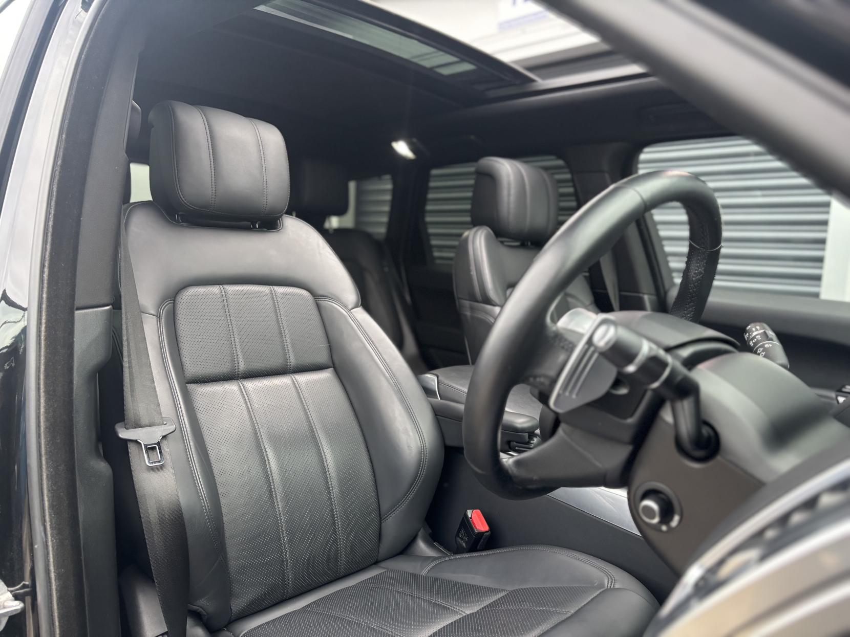 Land Rover Range Rover Sport 3.0 D300 MHEV HSE Dynamic Black SUV 5dr Diesel Auto 4WD Euro 6 (s/s) (300 ps)