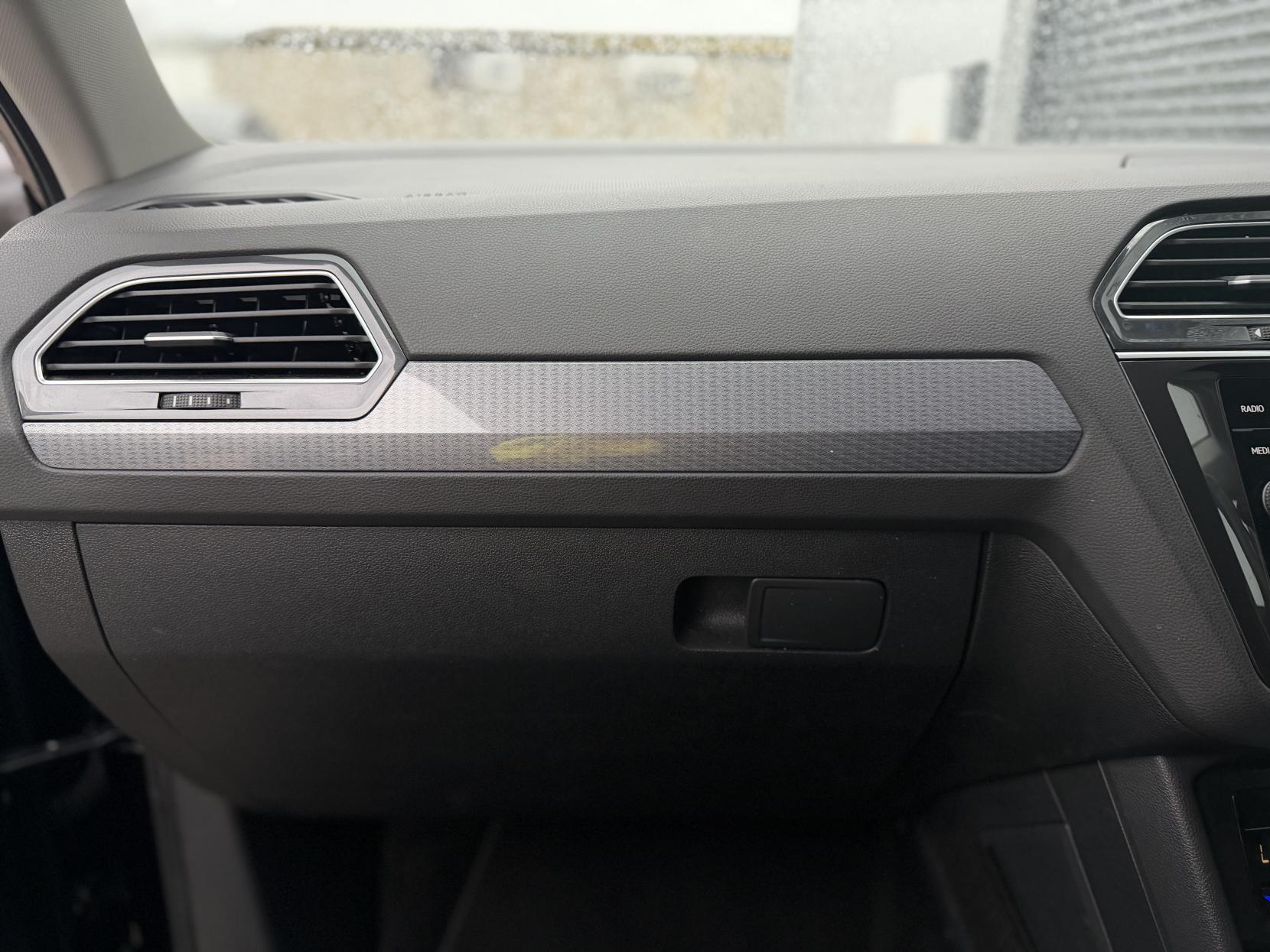 Volkswagen Tiguan 1.5 TSI Life SUV 5dr Petrol DSG Euro 6 (s/s) (150 ps)