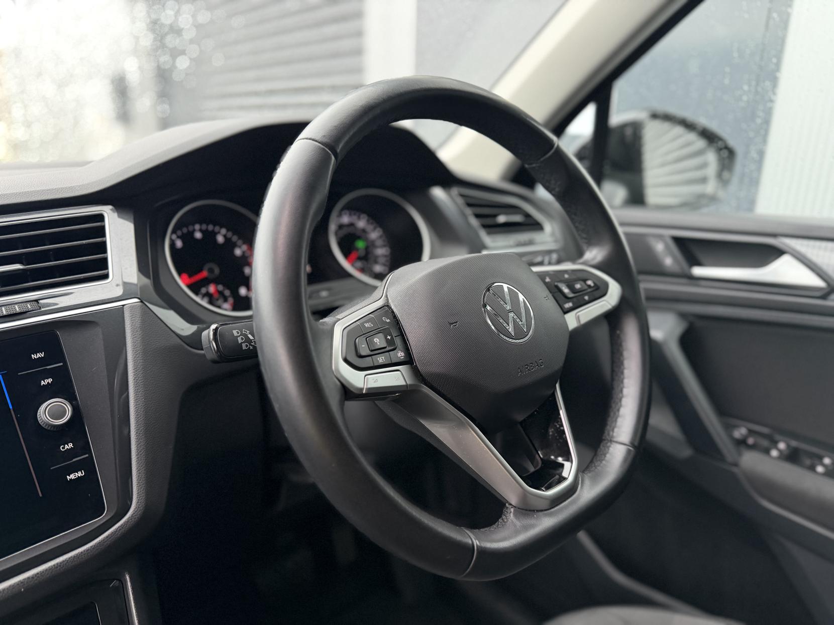 Volkswagen Tiguan 1.5 TSI Life SUV 5dr Petrol DSG Euro 6 (s/s) (150 ps)