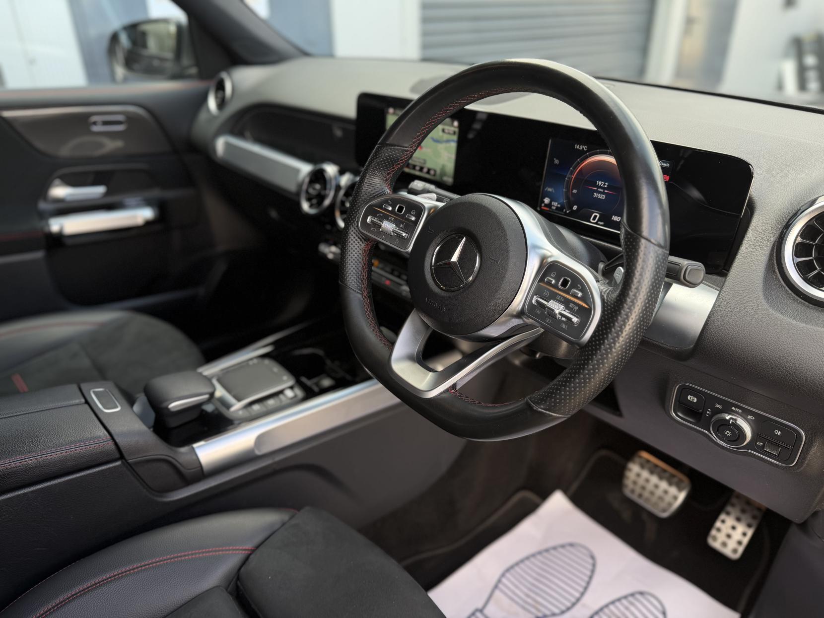 Mercedes-Benz GLB 1.3 GLB200 AMG Line SUV 5dr Petrol 7G-DCT Euro 6 (s/s) (163 ps)