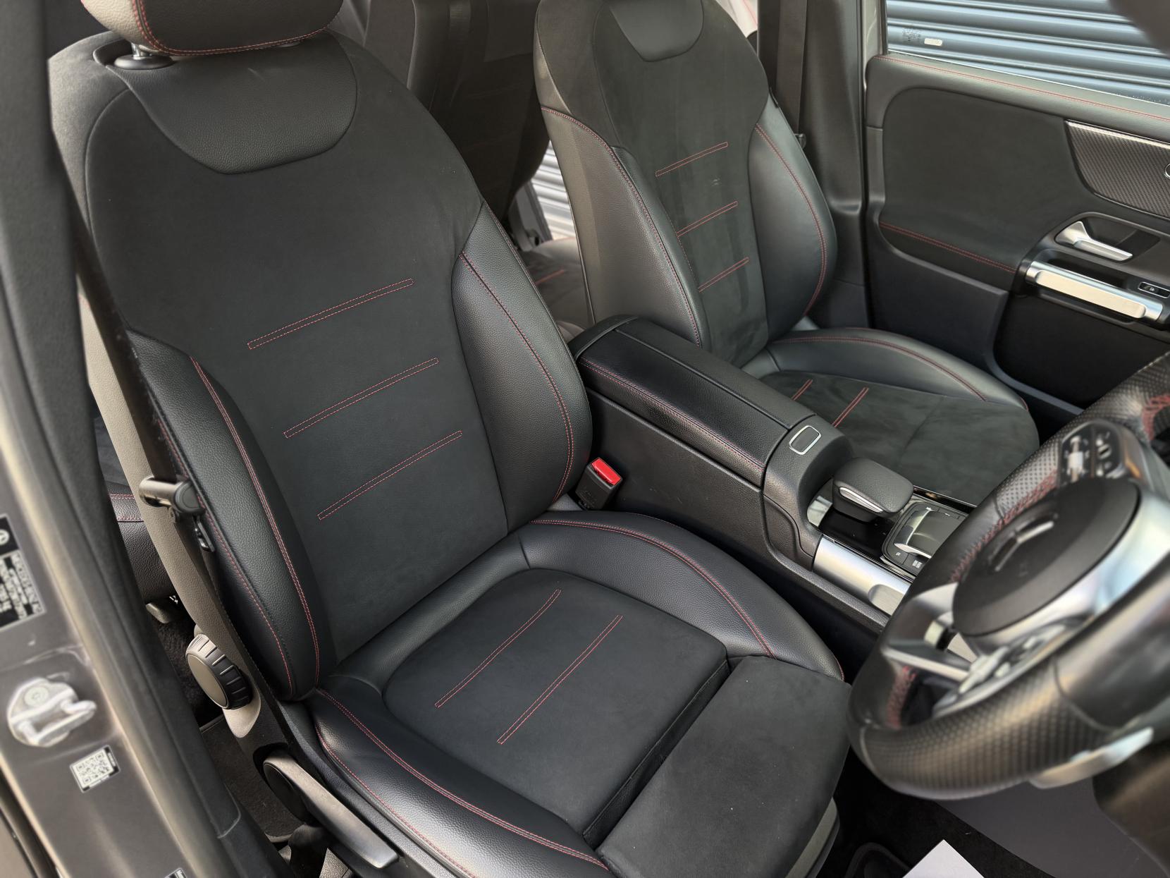 Mercedes-Benz GLB 1.3 GLB200 AMG Line SUV 5dr Petrol 7G-DCT Euro 6 (s/s) (163 ps)