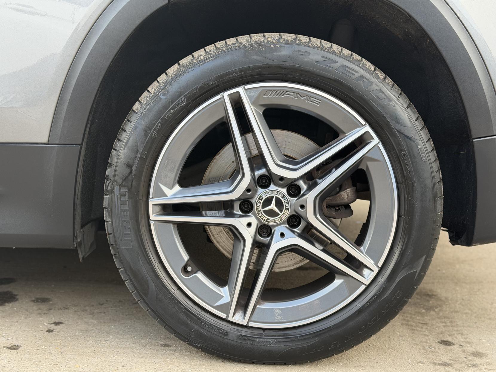 Mercedes-Benz GLB 1.3 GLB200 AMG Line SUV 5dr Petrol 7G-DCT Euro 6 (s/s) (163 ps)