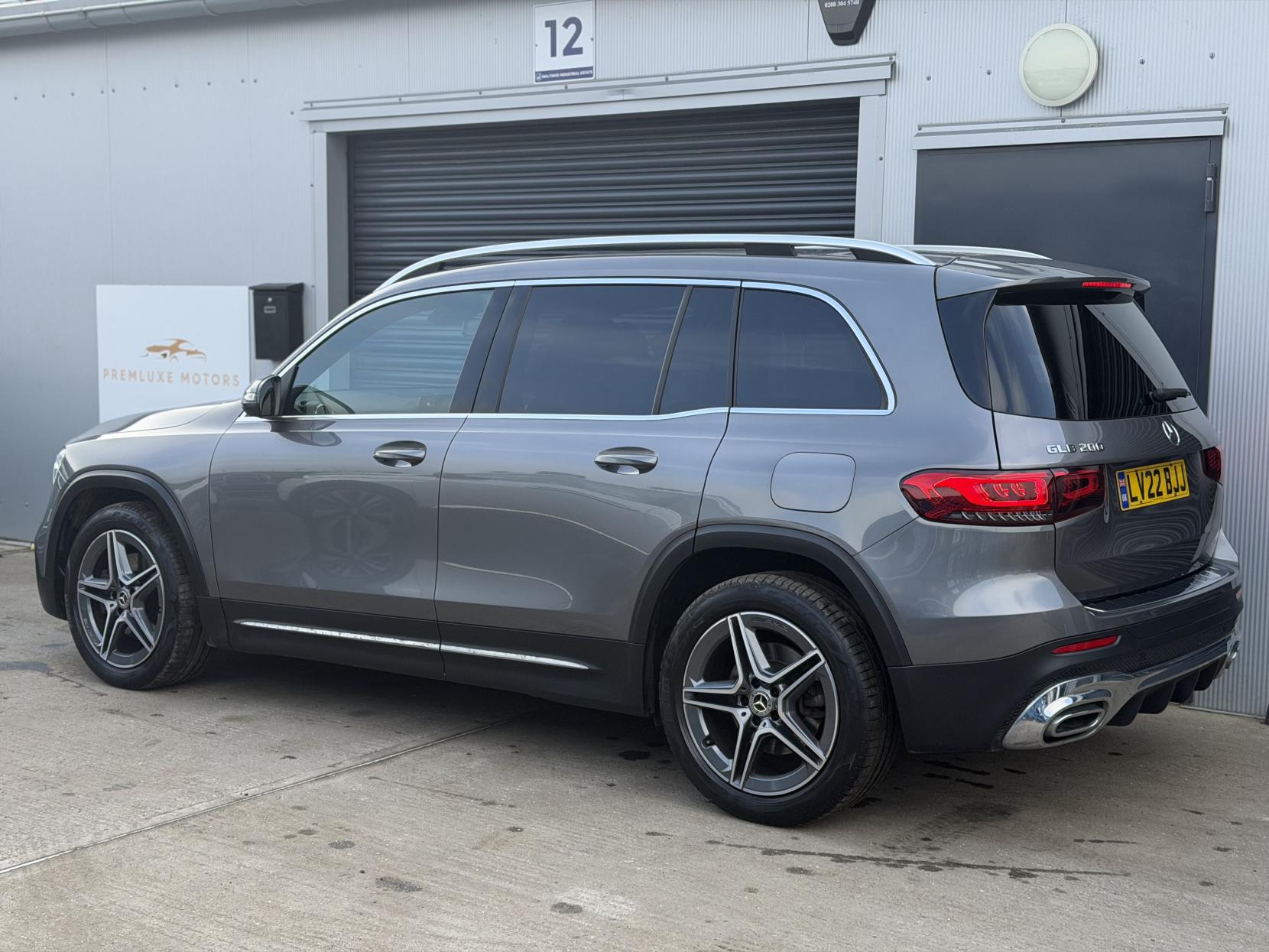 Mercedes-Benz GLB 1.3 GLB200 AMG Line SUV 5dr Petrol 7G-DCT Euro 6 (s/s) (163 ps)