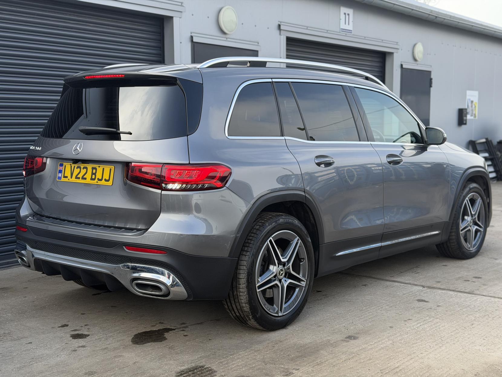 Mercedes-Benz GLB 1.3 GLB200 AMG Line SUV 5dr Petrol 7G-DCT Euro 6 (s/s) (163 ps)