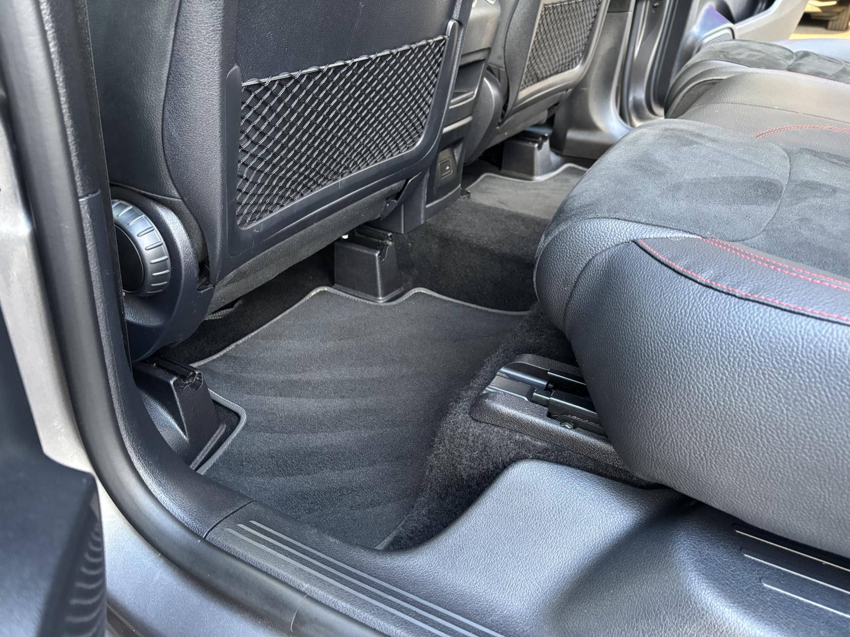 Mercedes-Benz GLB 1.3 GLB200 AMG Line (Premium 2) SUV 5dr Petrol 7G-DCT Euro 6 (s/s) (163 ps)