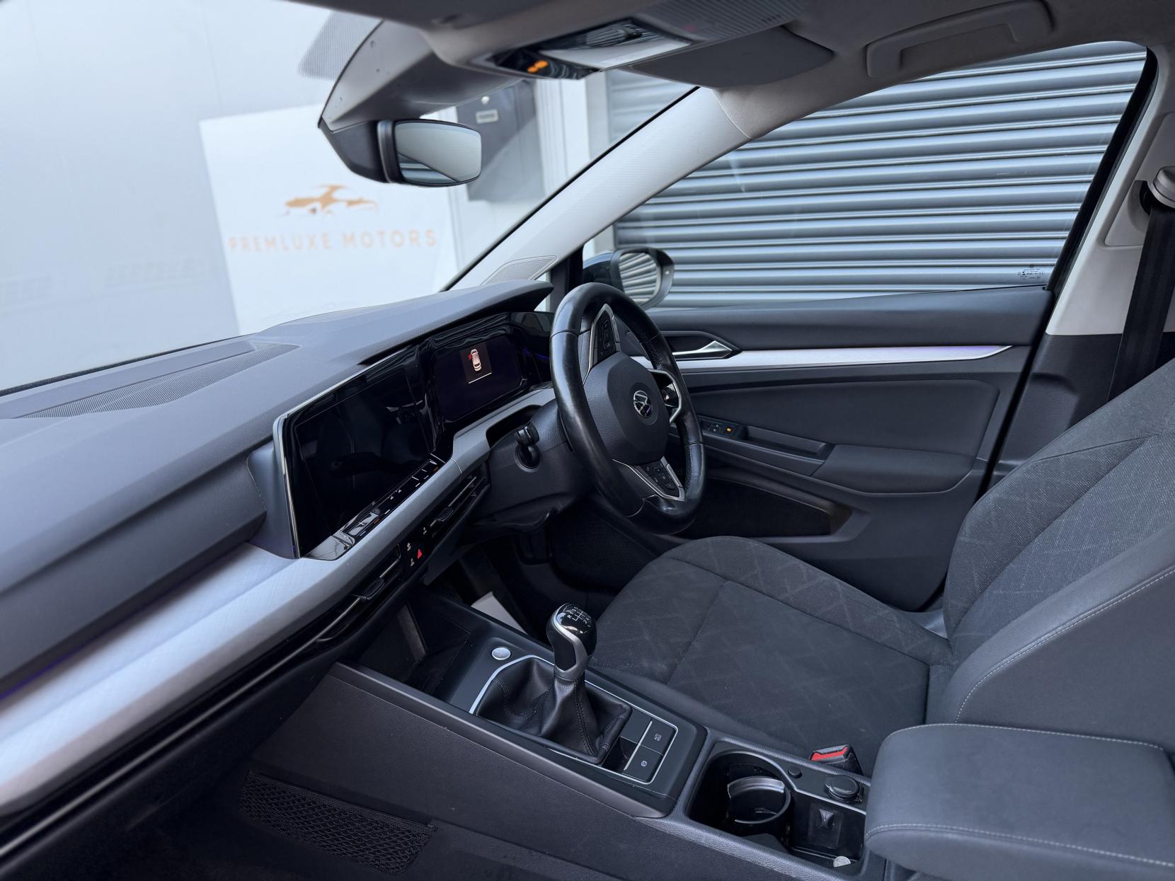 Volkswagen Golf 1.0 TSI Life Hatchback 5dr Petrol Manual Euro 6 (s/s) (110 ps)