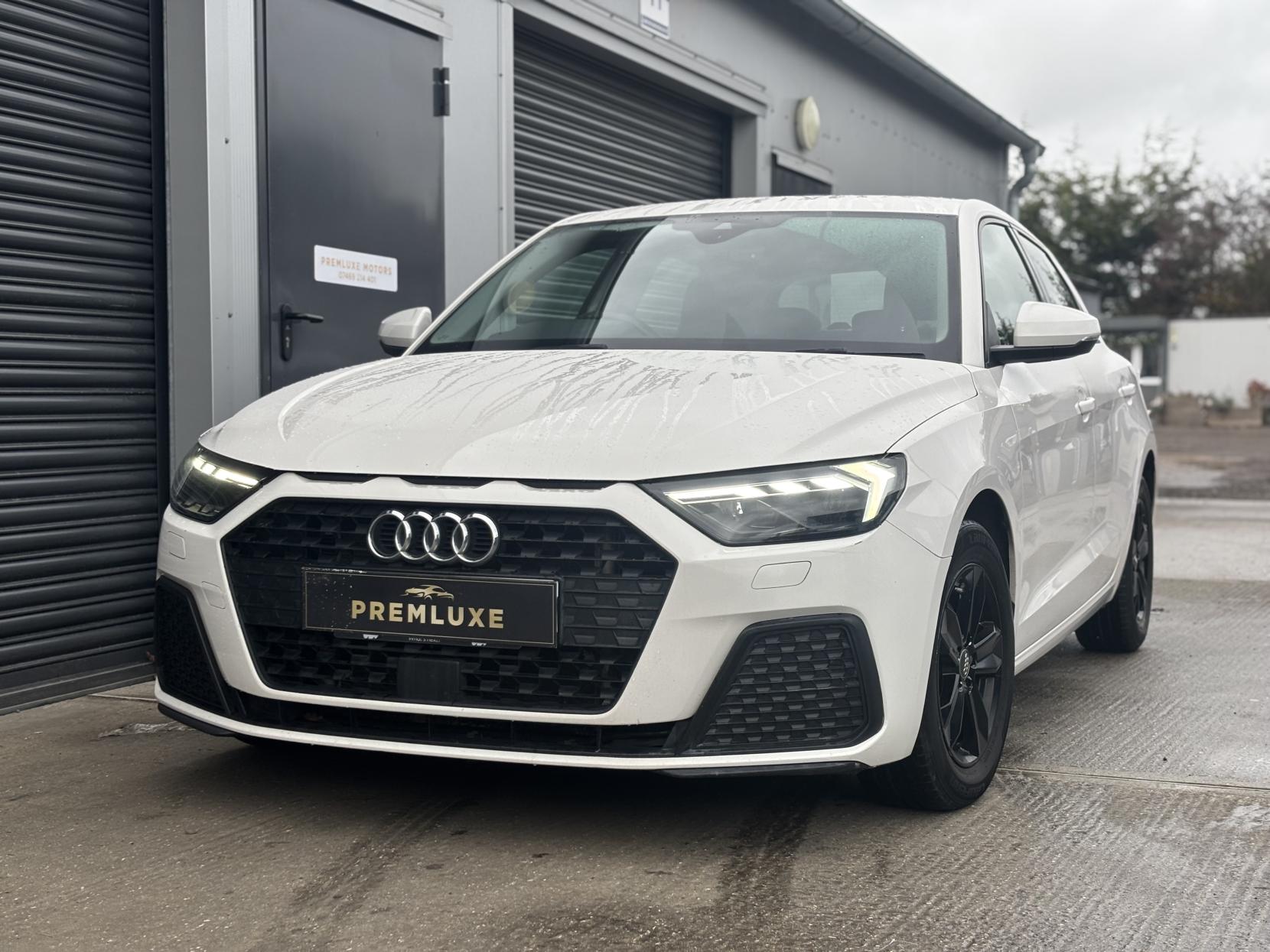 Audi A1 1.0 TFSI 30 SE Sportback 5dr Petrol S Tronic Euro 6 (s/s) (116 ps)