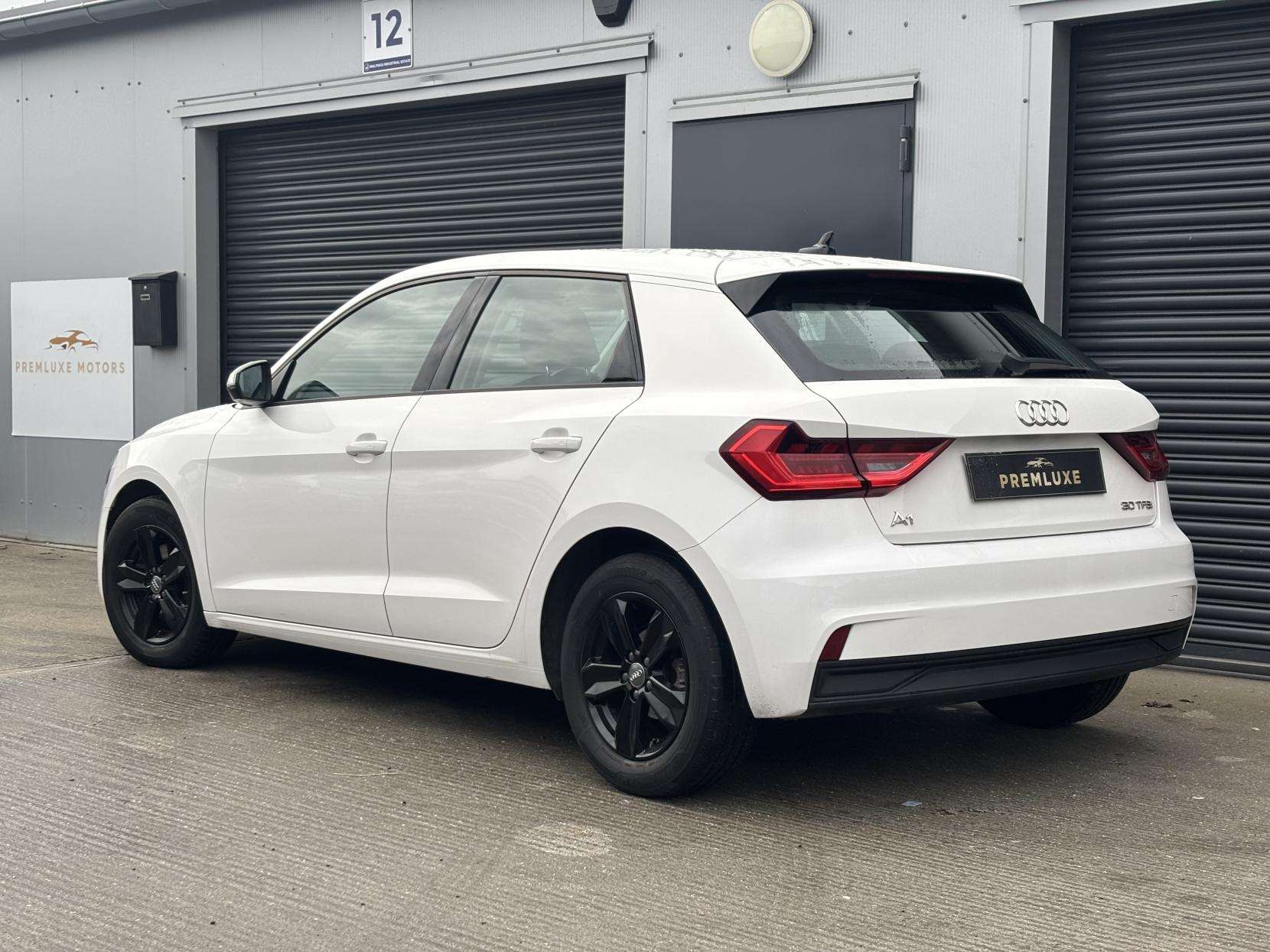 Audi A1 1.0 TFSI 30 SE Sportback 5dr Petrol S Tronic Euro 6 (s/s) (116 ps)