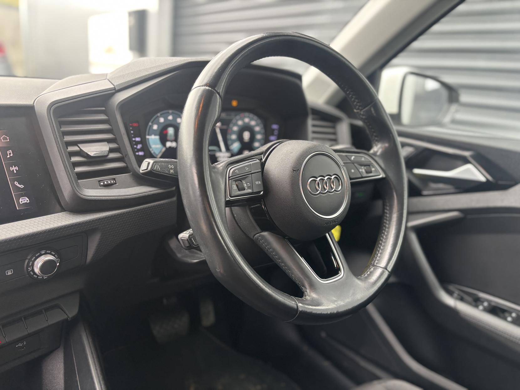 Audi A1 1.0 TFSI 30 SE Sportback 5dr Petrol S Tronic Euro 6 (s/s) (116 ps)