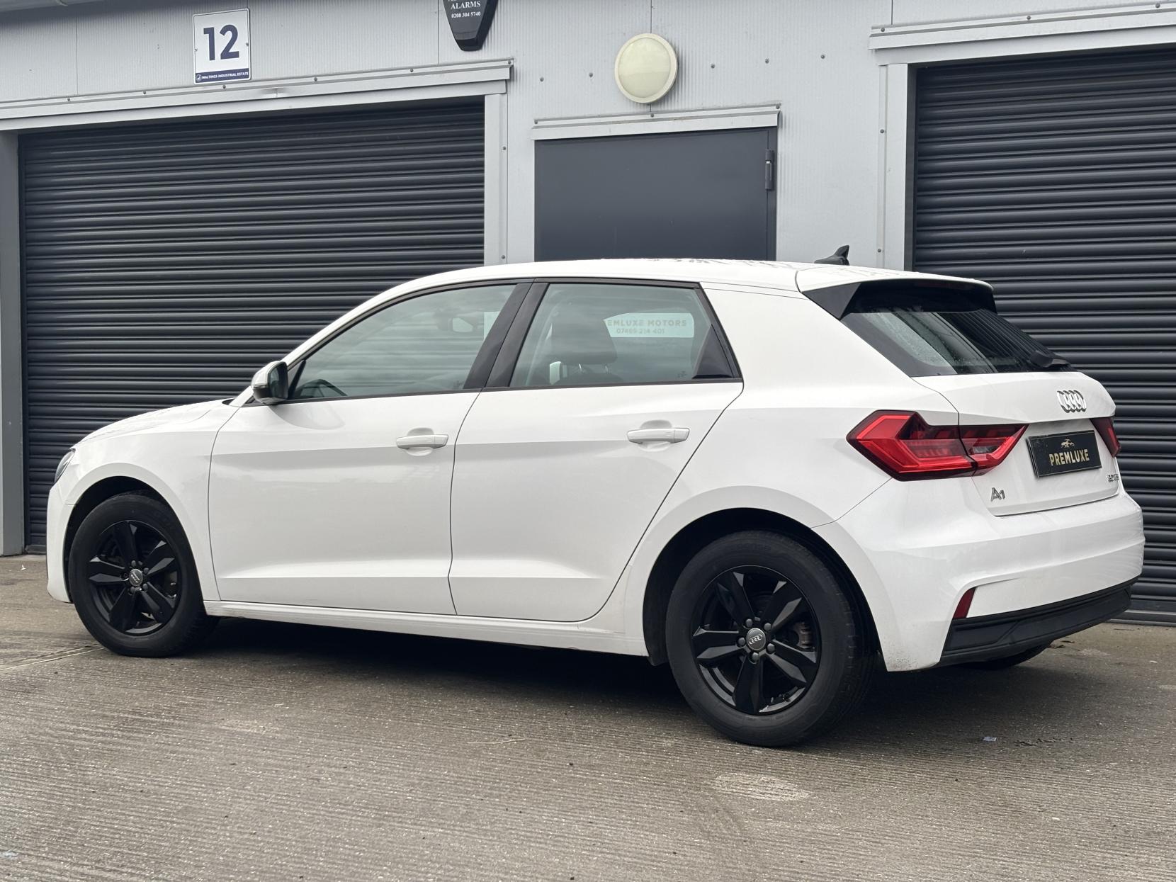 Audi A1 1.0 TFSI 30 SE Sportback 5dr Petrol S Tronic Euro 6 (s/s) (116 ps)