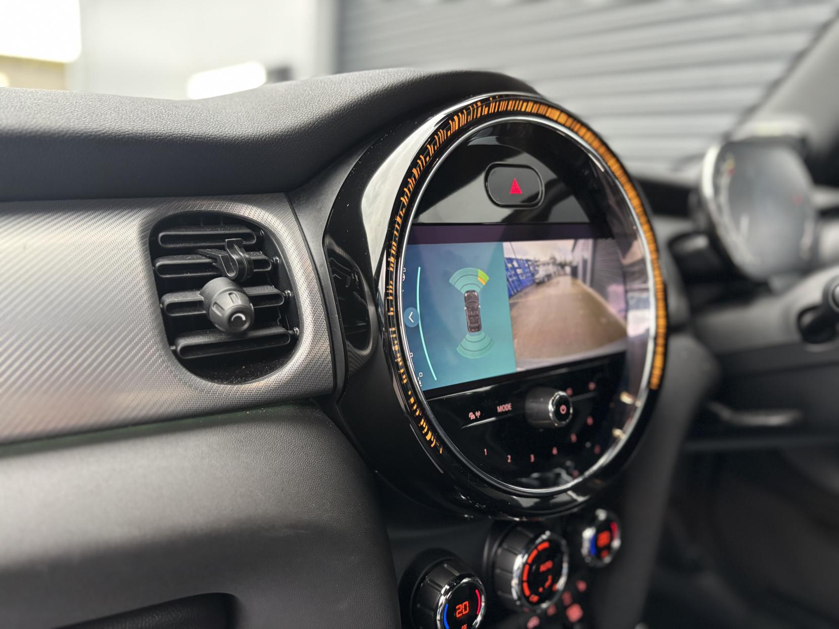 MINI Convertible 1.5 Cooper Exclusive Convertible 2dr Petrol Steptronic Euro 6 (s/s) (136 ps)