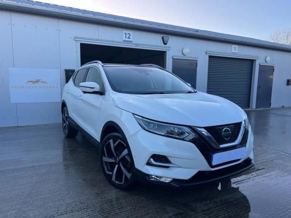 Nissan Qashqai 1.6 DIG-T Tekna SUV 5dr Petrol Manual Euro 6 (s/s) (163 ps)