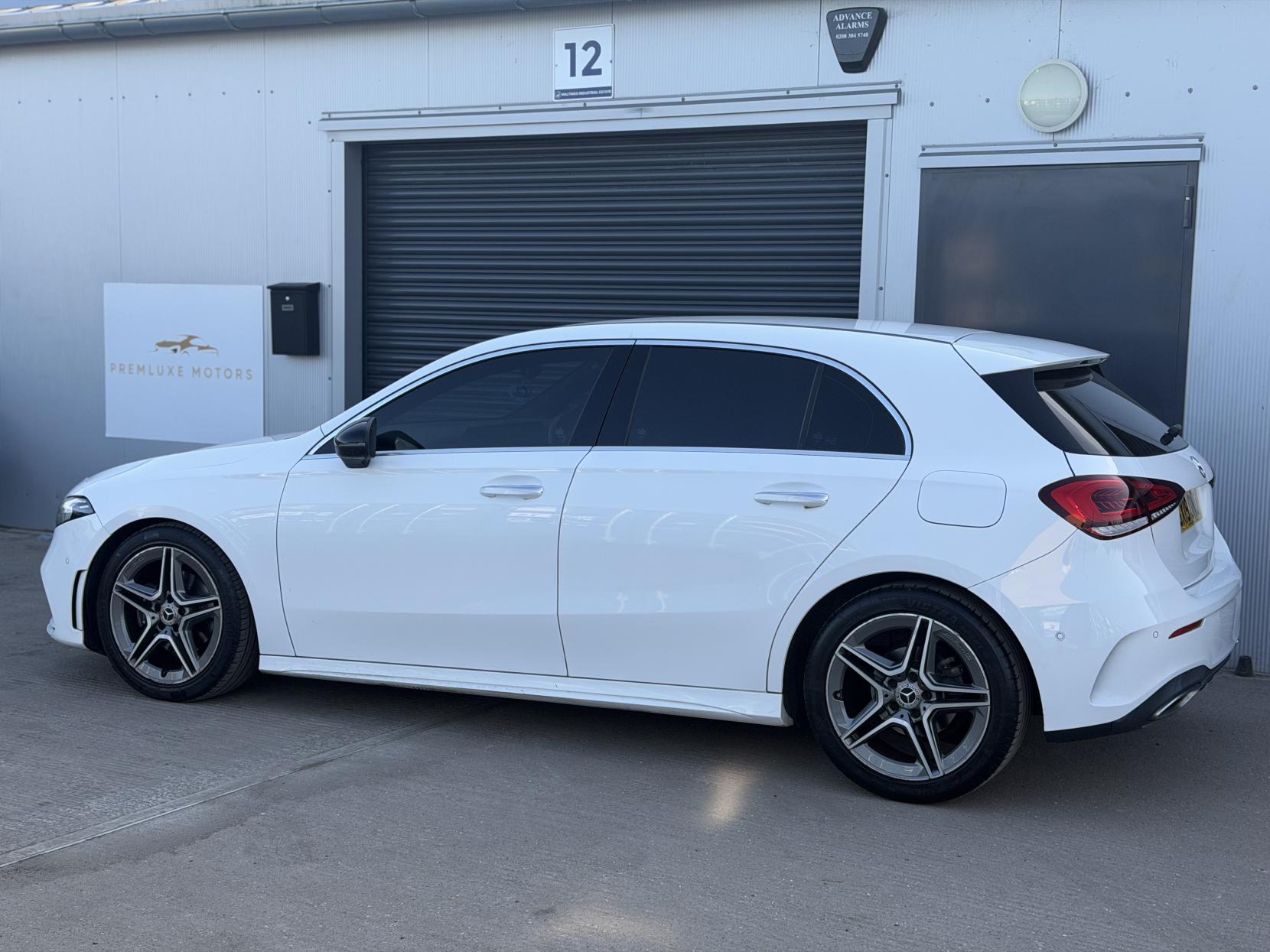 Mercedes-Benz A Class 1.5 A180d AMG Line (Premium) Hatchback 5dr Diesel 7G-DCT Euro 6 (s/s) (116 ps)