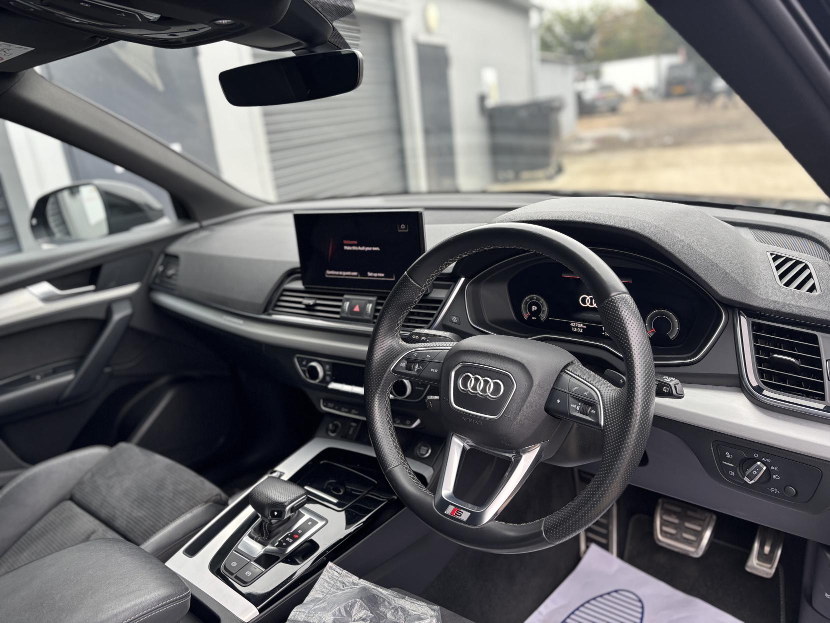 Audi Q5 2.0 TDI 40 S line Sportback 5dr Diesel S Tronic quattro Euro 6 (s/s) (204 ps)