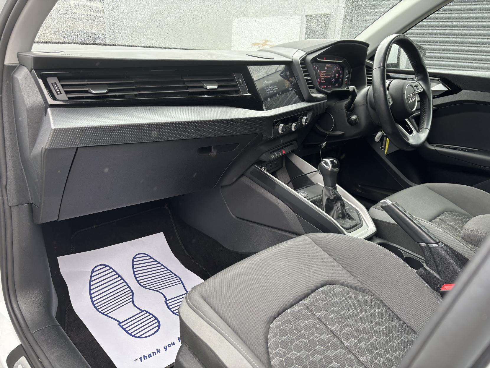 Audi A1 1.0 TFSI 30 Citycarver 5dr Petrol S Tronic Euro 6 (s/s) (116 ps)