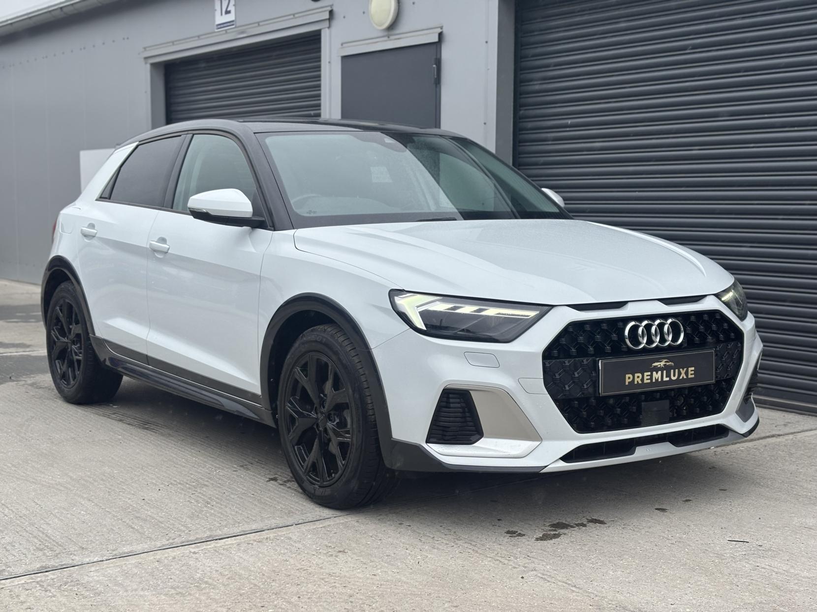 Audi A1 1.0 TFSI 30 Citycarver 5dr Petrol S Tronic Euro 6 (s/s) (116 ps)