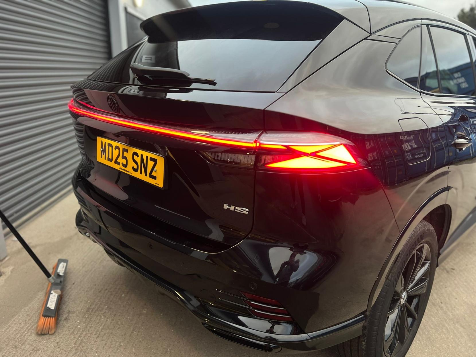 MG MG HS 1.5 T-GDI Trophy SUV 5dr Petrol Manual Euro 6 (s/s) (169 ps)