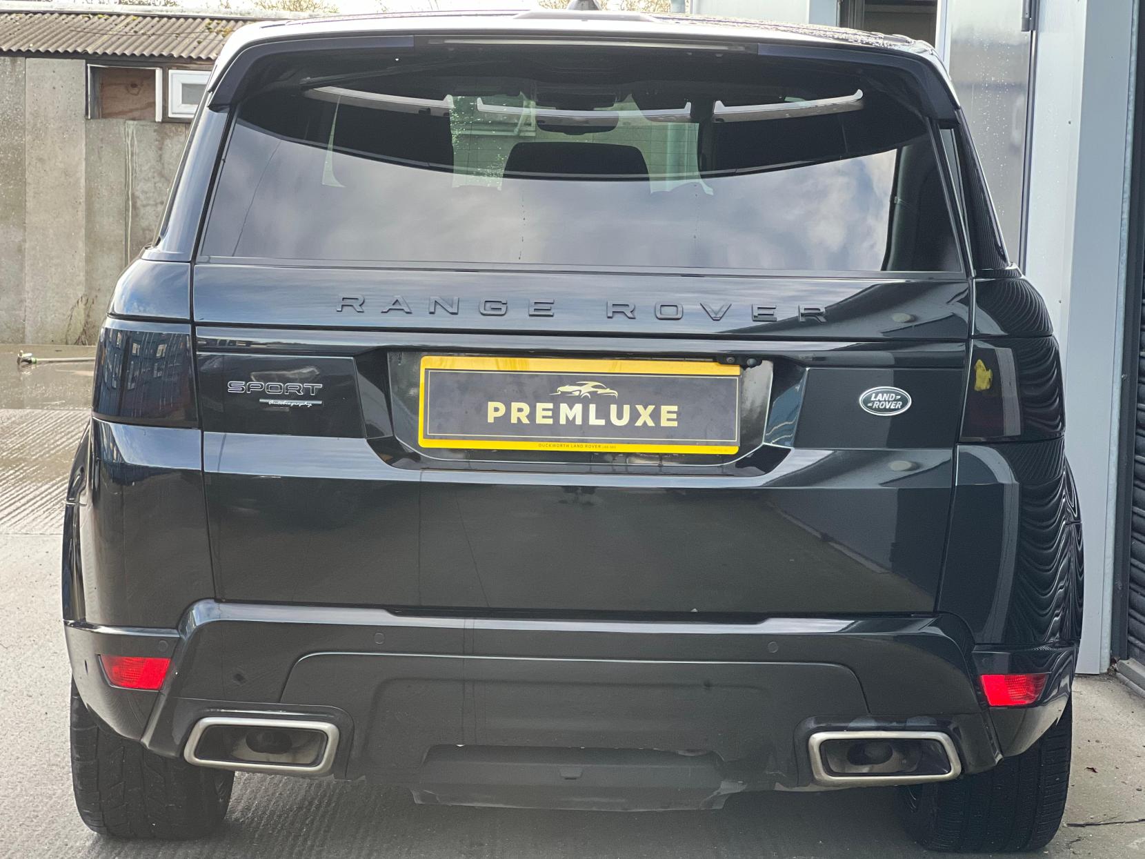 Land Rover Range Rover Sport 3.0 SD V6 Autobiography Dynamic SUV 5dr Diesel Auto 4WD Euro 6 (s/s) (306 ps)