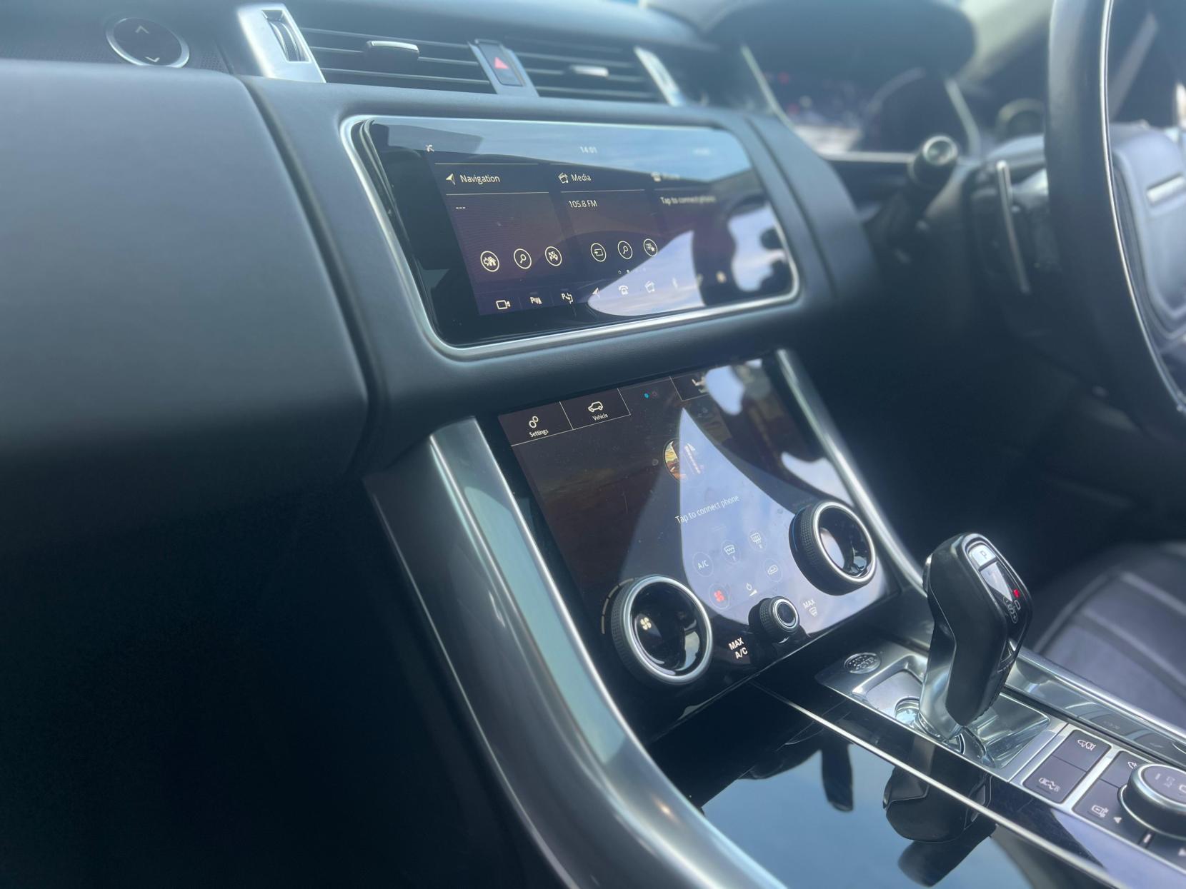 Land Rover Range Rover Sport 3.0 SD V6 Autobiography Dynamic SUV 5dr Diesel Auto 4WD Euro 6 (s/s) (306 ps)