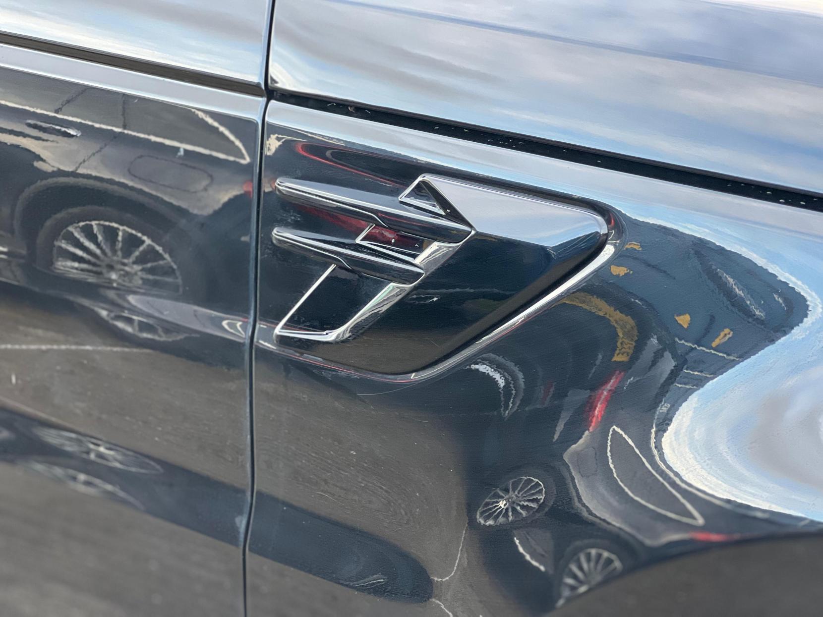 Land Rover Range Rover Sport 3.0 SD V6 Autobiography Dynamic SUV 5dr Diesel Auto 4WD Euro 6 (s/s) (306 ps)