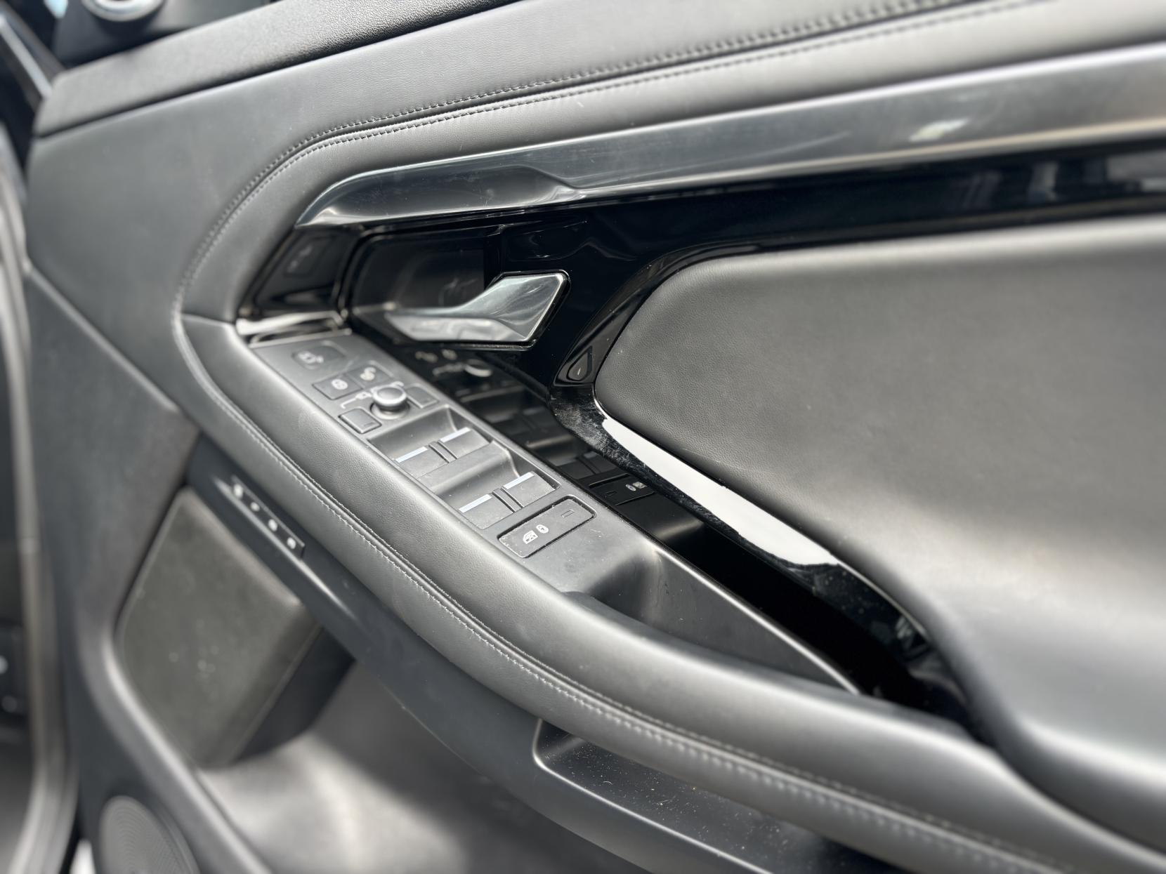 Land Rover Range Rover Evoque 2.0 D180 R-Dynamic HSE SUV 5dr Diesel Auto 4WD Euro 6 (s/s) (180 ps)