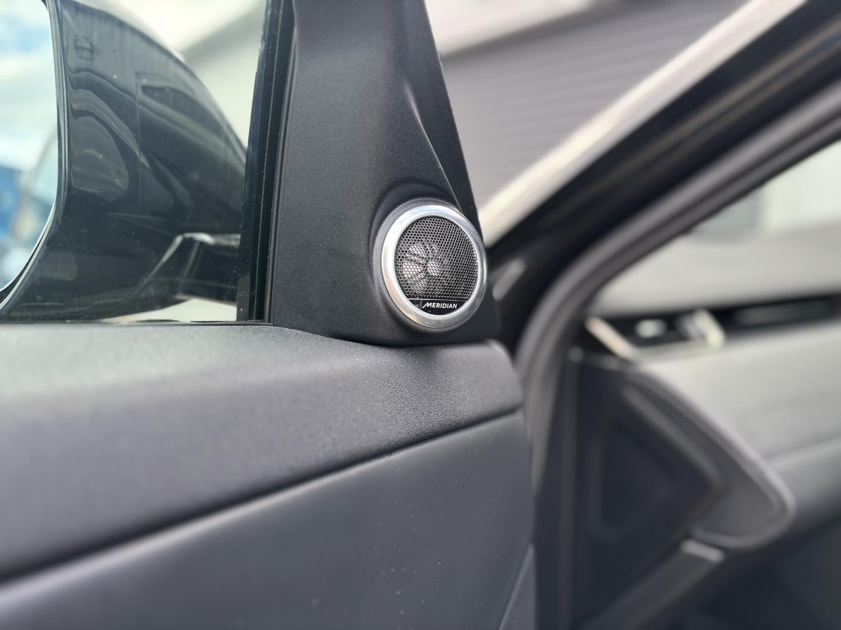 Land Rover Range Rover Evoque 2.0 D180 R-Dynamic HSE SUV 5dr Diesel Auto 4WD Euro 6 (s/s) (180 ps)