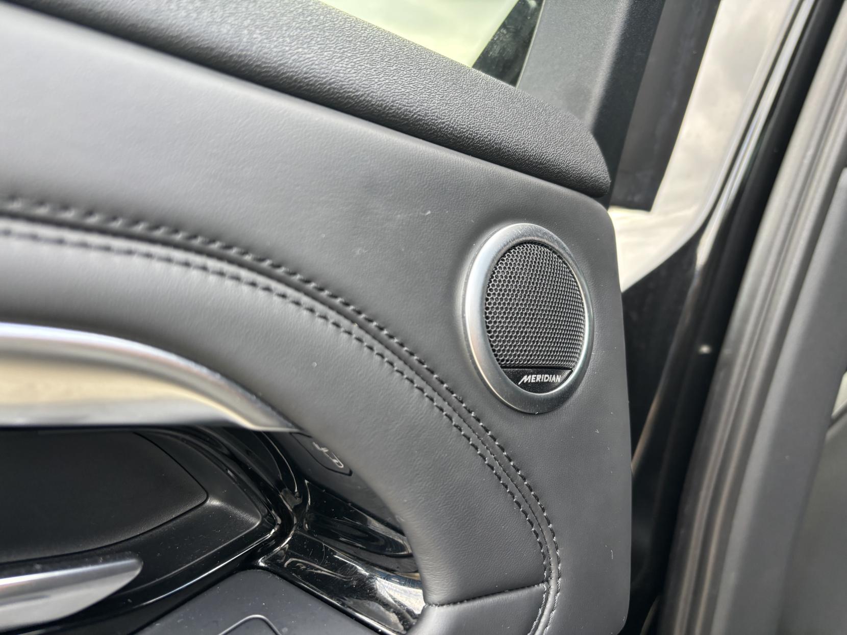 Land Rover Range Rover Evoque 2.0 D180 R-Dynamic HSE SUV 5dr Diesel Auto 4WD Euro 6 (s/s) (180 ps)