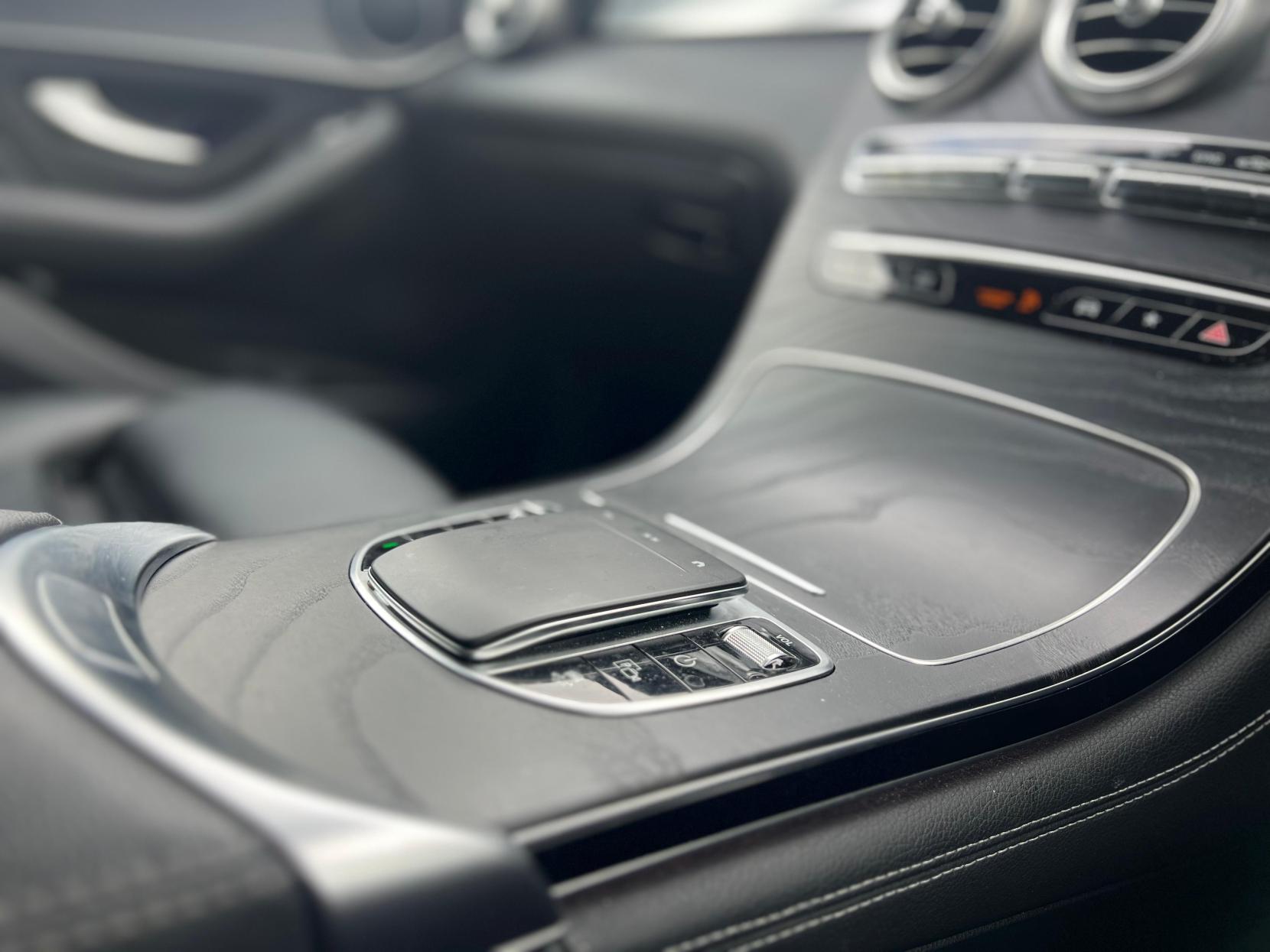 Mercedes-Benz GLC 2.0 GLC300d AMG Line (Premium) Coupe 5dr Diesel G-Tronic+ 4MATIC Euro 6 (s/s) (245 ps)