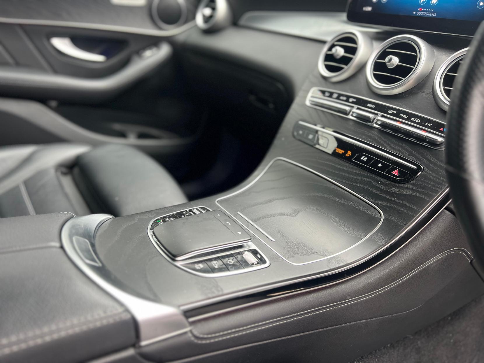 Mercedes-Benz GLC 2.0 GLC300d AMG Line (Premium) Coupe 5dr Diesel G-Tronic+ 4MATIC Euro 6 (s/s) (245 ps)
