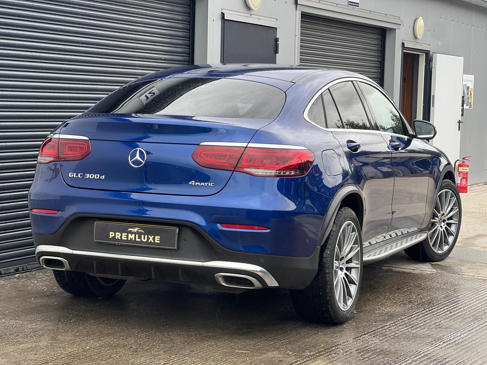 Mercedes-Benz GLC 2.0 GLC300d AMG Line (Premium) Coupe 5dr Diesel G-Tronic+ 4MATIC Euro 6 (s/s) (245 ps)