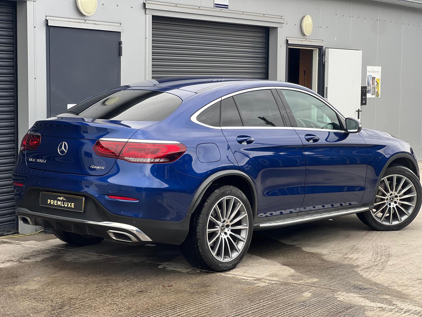 Mercedes-Benz GLC 2.0 GLC300d AMG Line (Premium) Coupe 5dr Diesel G-Tronic+ 4MATIC Euro 6 (s/s) (245 ps)