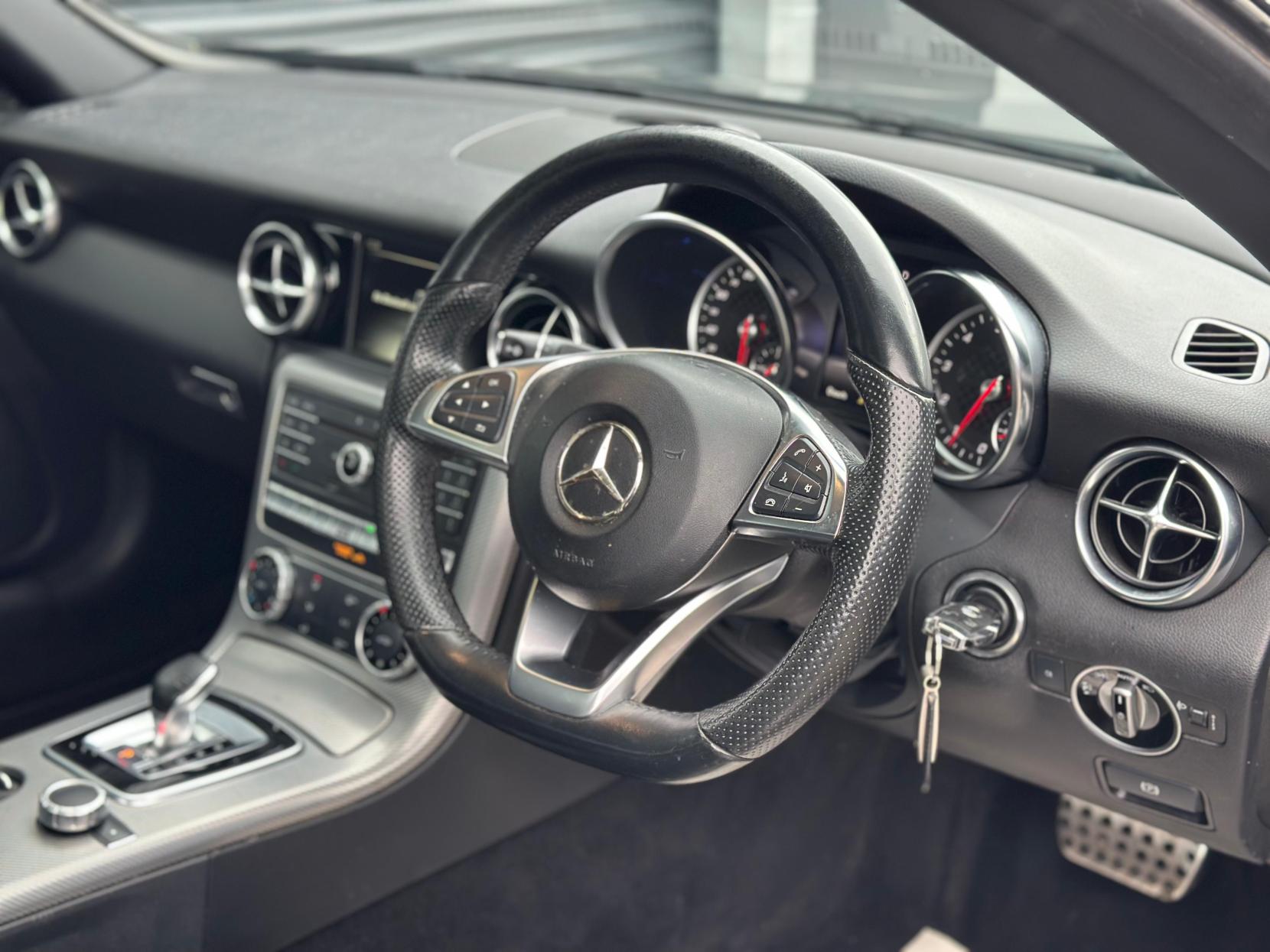 Mercedes-Benz SLC 1.6 SLC180 AMG Line Convertible 2dr Petrol G-Tronic Euro 6 (s/s) (156 ps)