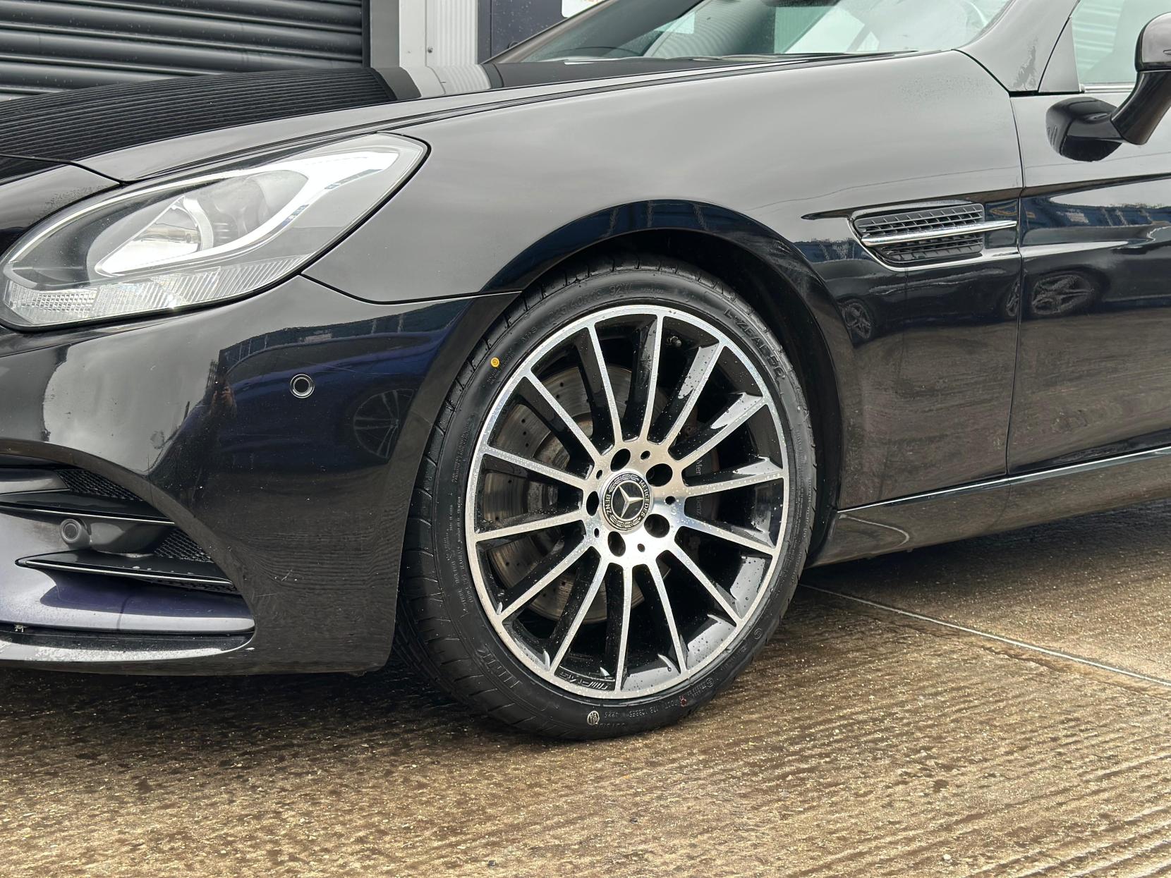 Mercedes-Benz SLC 1.6 SLC180 AMG Line Convertible 2dr Petrol G-Tronic Euro 6 (s/s) (156 ps)