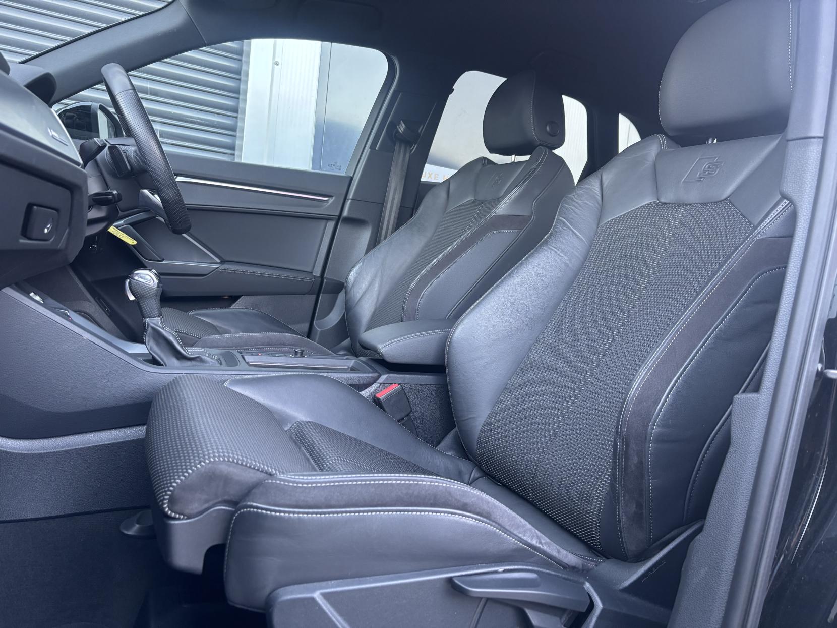 Audi Q3 1.5 TFSI CoD 35 S line SUV 5dr Petrol S Tronic Euro 6 (s/s) (150 ps)