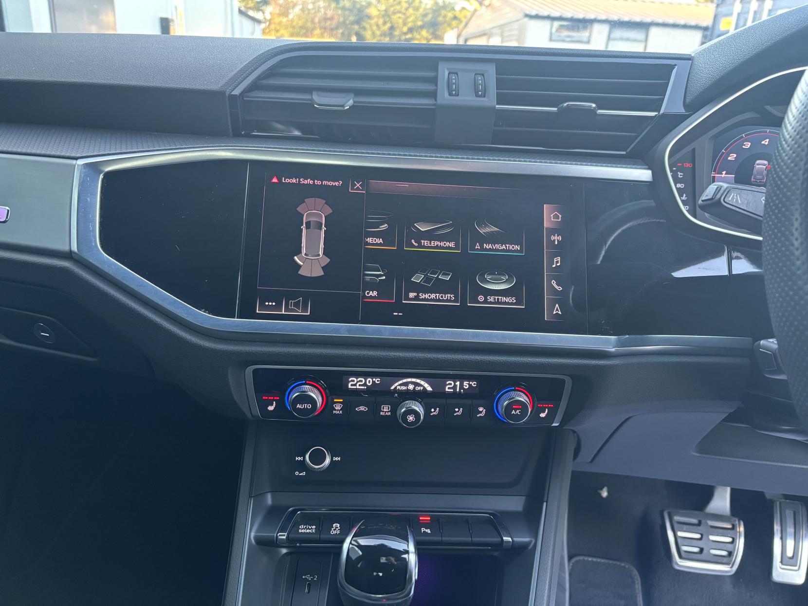 Audi Q3 1.5 TFSI CoD 35 S line SUV 5dr Petrol S Tronic Euro 6 (s/s) (150 ps)