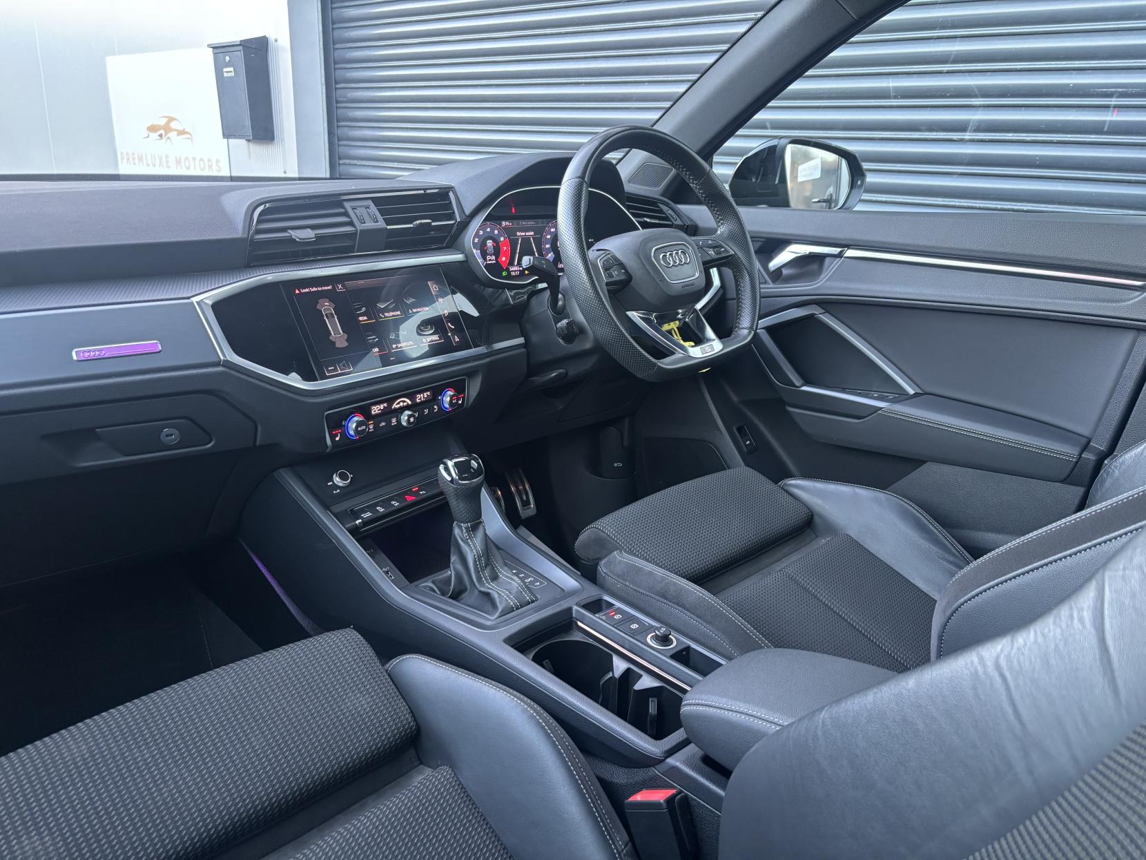 Audi Q3 1.5 TFSI CoD 35 S line SUV 5dr Petrol S Tronic Euro 6 (s/s) (150 ps)