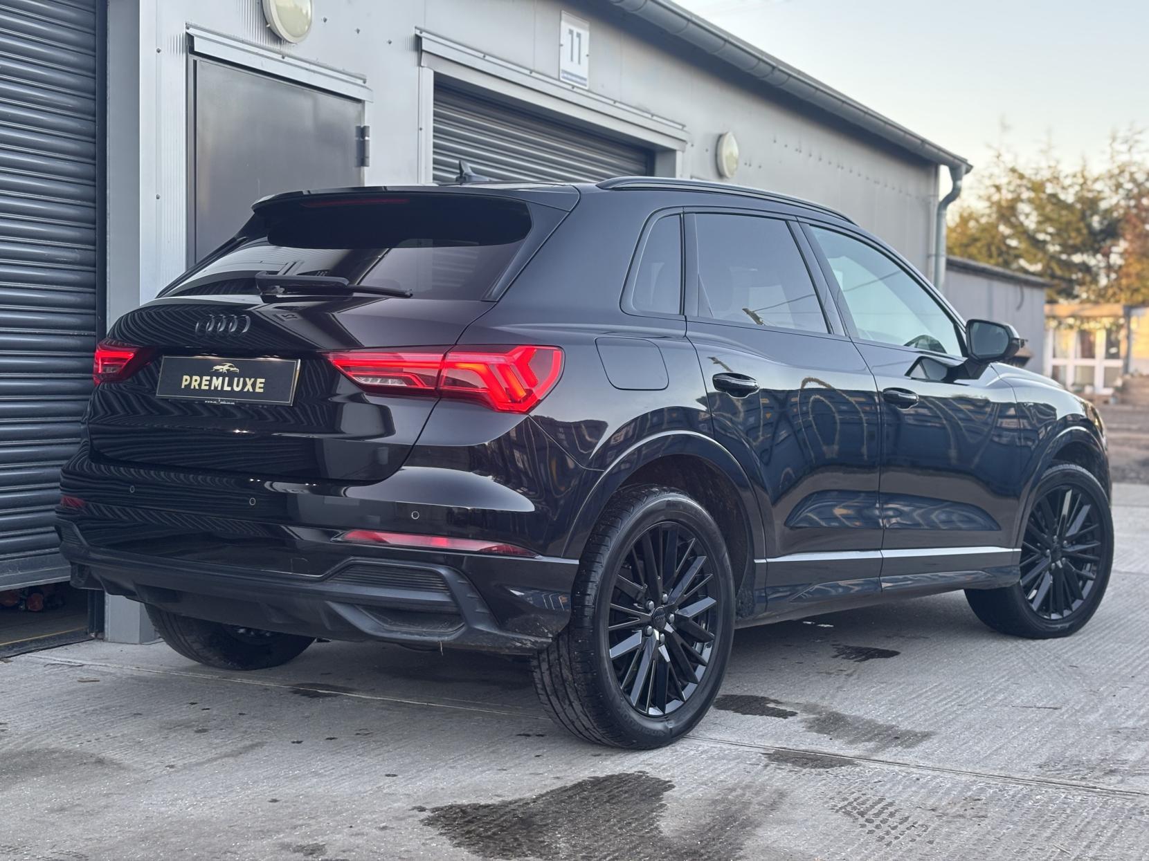 Audi Q3 1.5 TFSI CoD 35 S line SUV 5dr Petrol S Tronic Euro 6 (s/s) (150 ps)