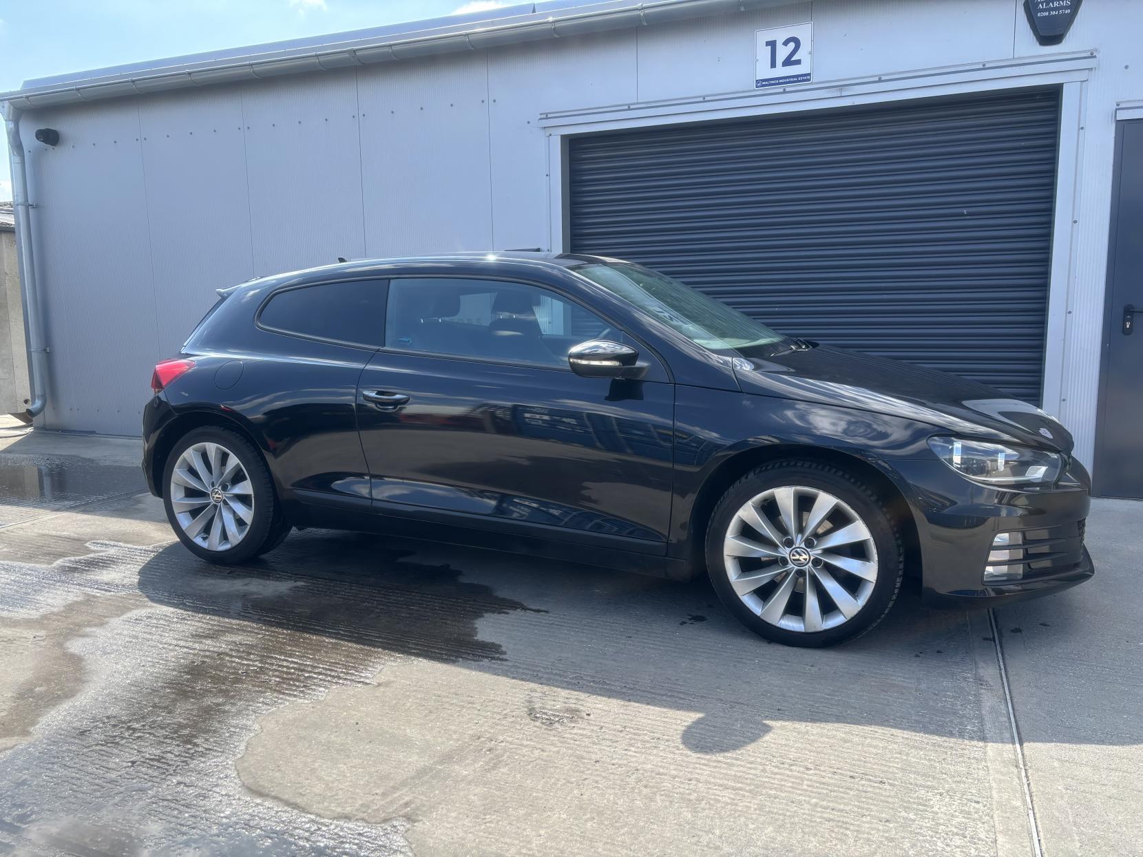 Volkswagen Scirocco 2.0 TDI GT Hatchback 3dr Diesel DSG Euro 6 (s/s) (150 ps)