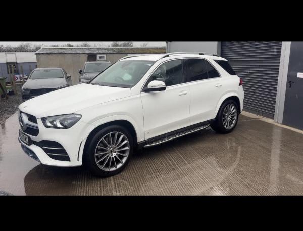 Mercedes-Benz GLE 2.0 GLE300d AMG Line (Premium) SUV 5dr Diesel G-Tronic 4MATIC Euro 6 (s/s) (245 ps)