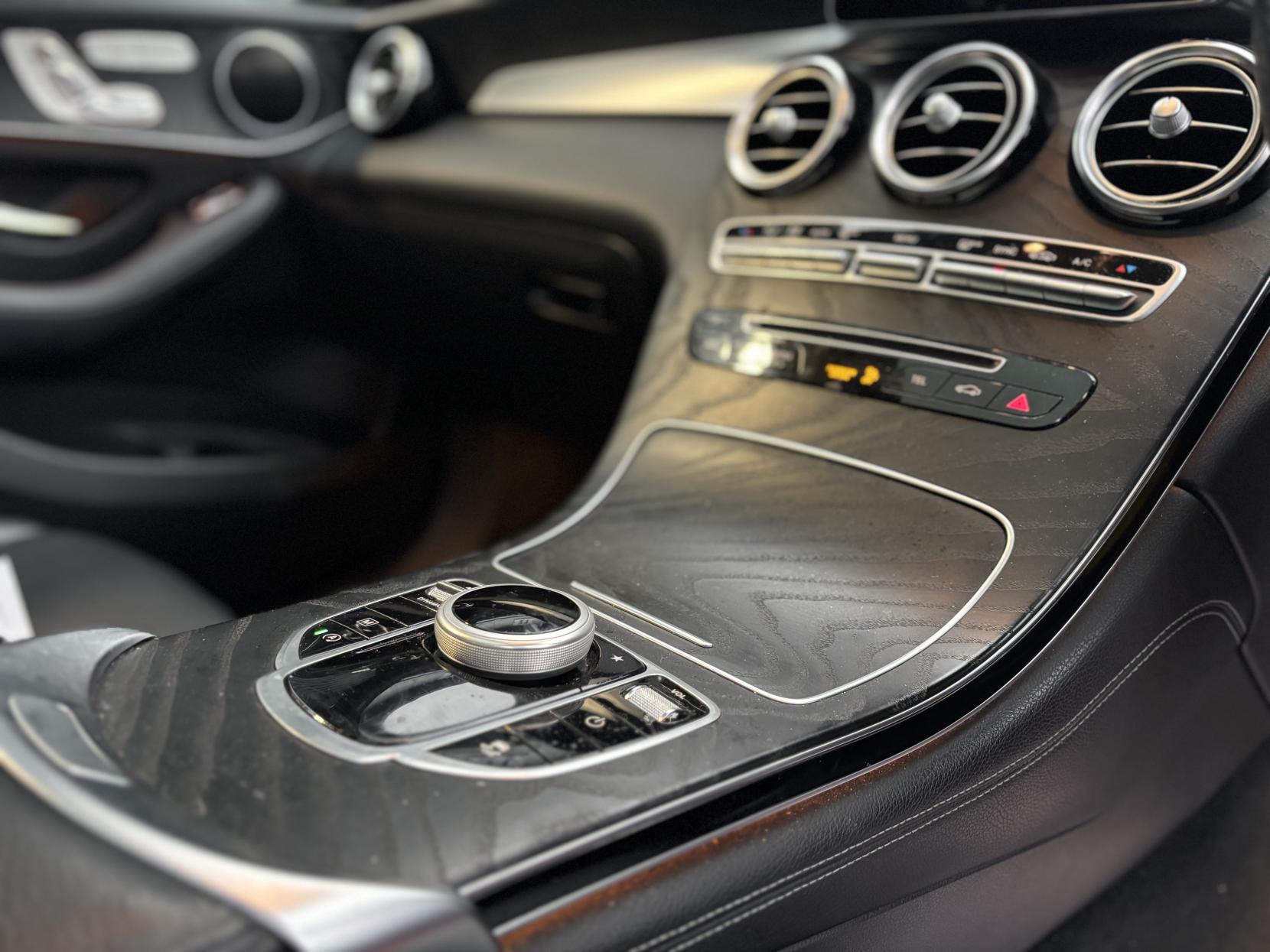 Mercedes-Benz GLC 2.1 GLC250d AMG Line (Premium) SUV 5dr Diesel G-Tronic+ 4MATIC Euro 6 (s/s) (204 ps)