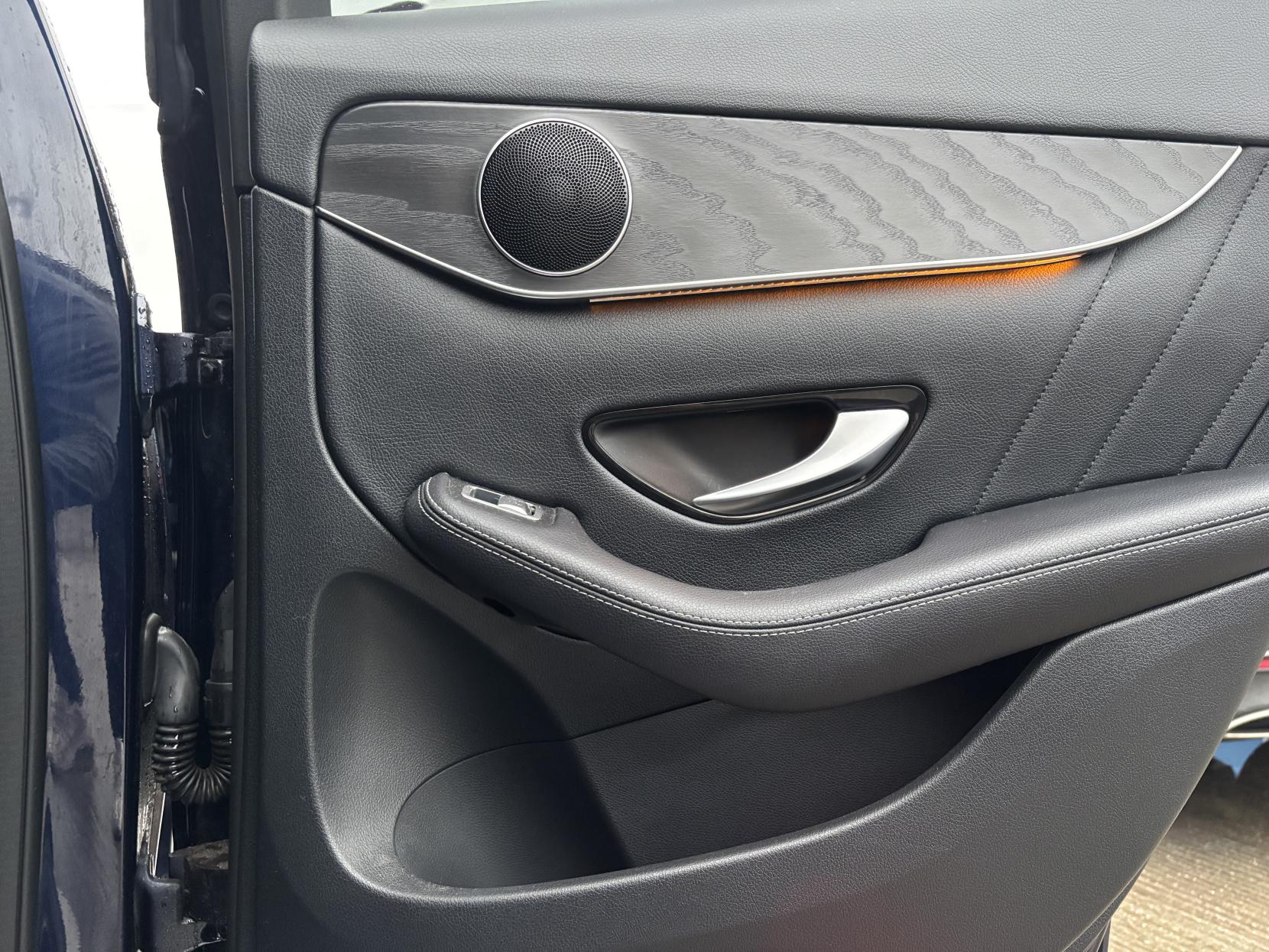 Mercedes-Benz GLC 2.1 GLC250d AMG Line (Premium) SUV 5dr Diesel G-Tronic+ 4MATIC Euro 6 (s/s) (204 ps)