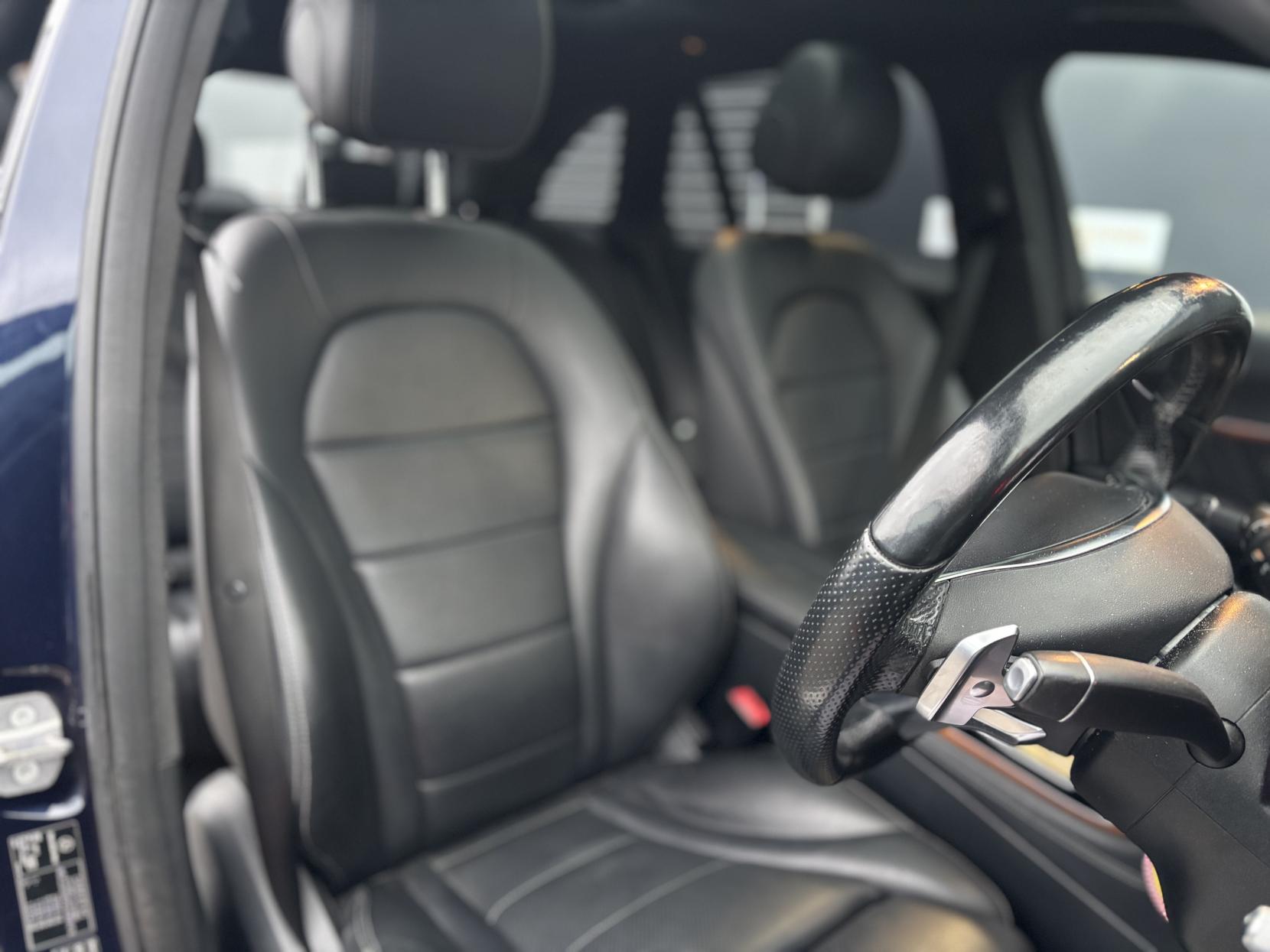 Mercedes-Benz GLC 2.1 GLC250d AMG Line (Premium) SUV 5dr Diesel G-Tronic+ 4MATIC Euro 6 (s/s) (204 ps)