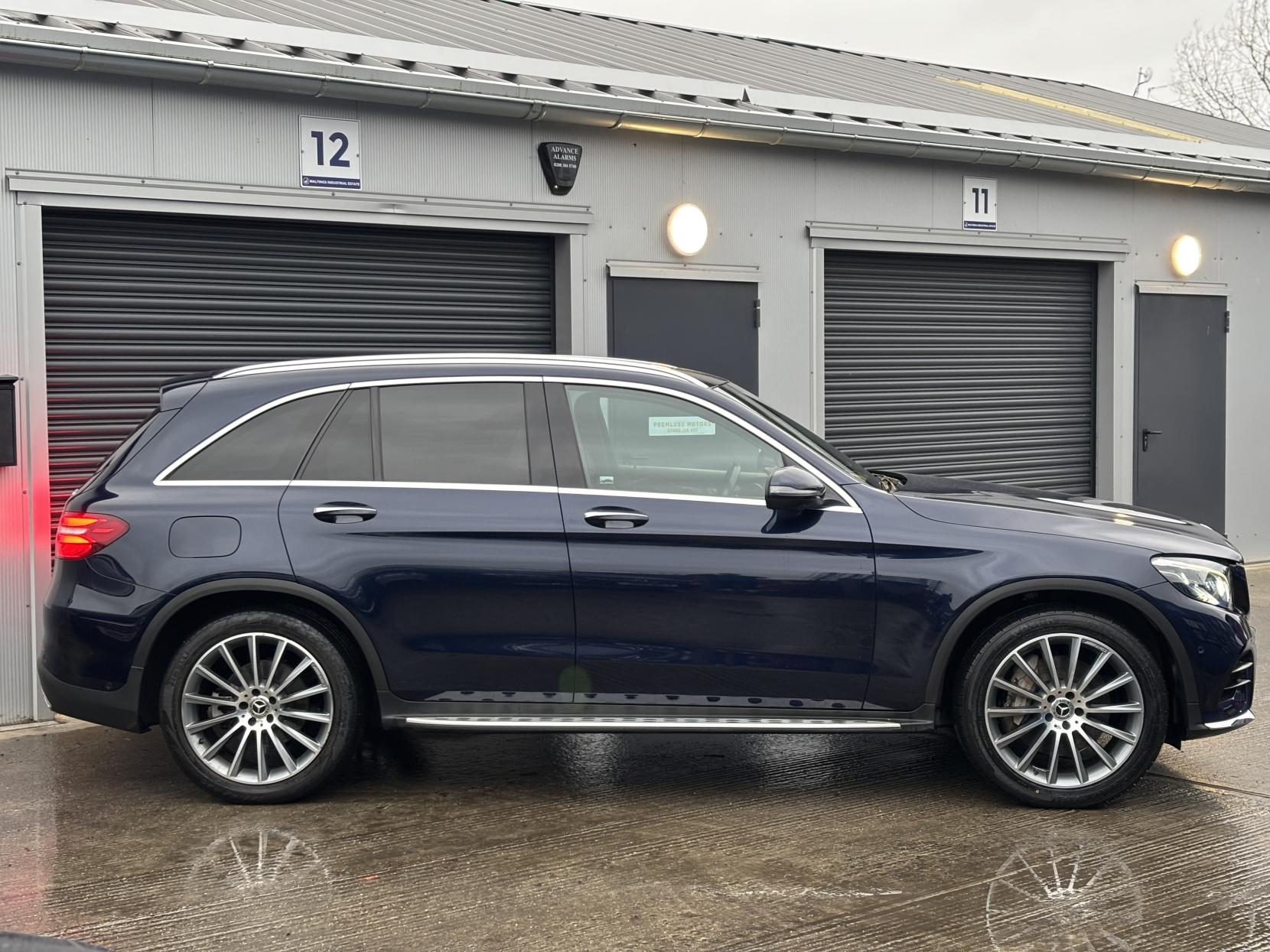 Mercedes-Benz GLC 2.1 GLC250d AMG Line (Premium) SUV 5dr Diesel G-Tronic+ 4MATIC Euro 6 (s/s) (204 ps)