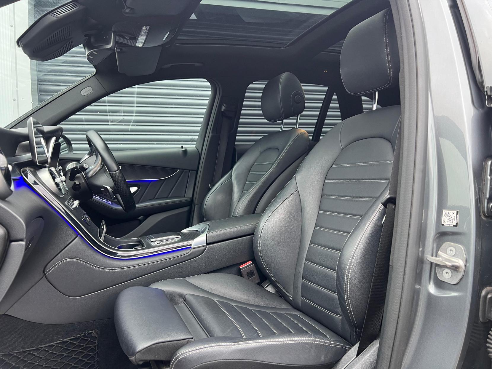 Mercedes-Benz GLC 2.0 GLC300 MHEV AMG Line (Premium Plus) SUV 5dr Petrol G-Tronic+ 4MATIC Euro 6 (s/s) (272 ps)
