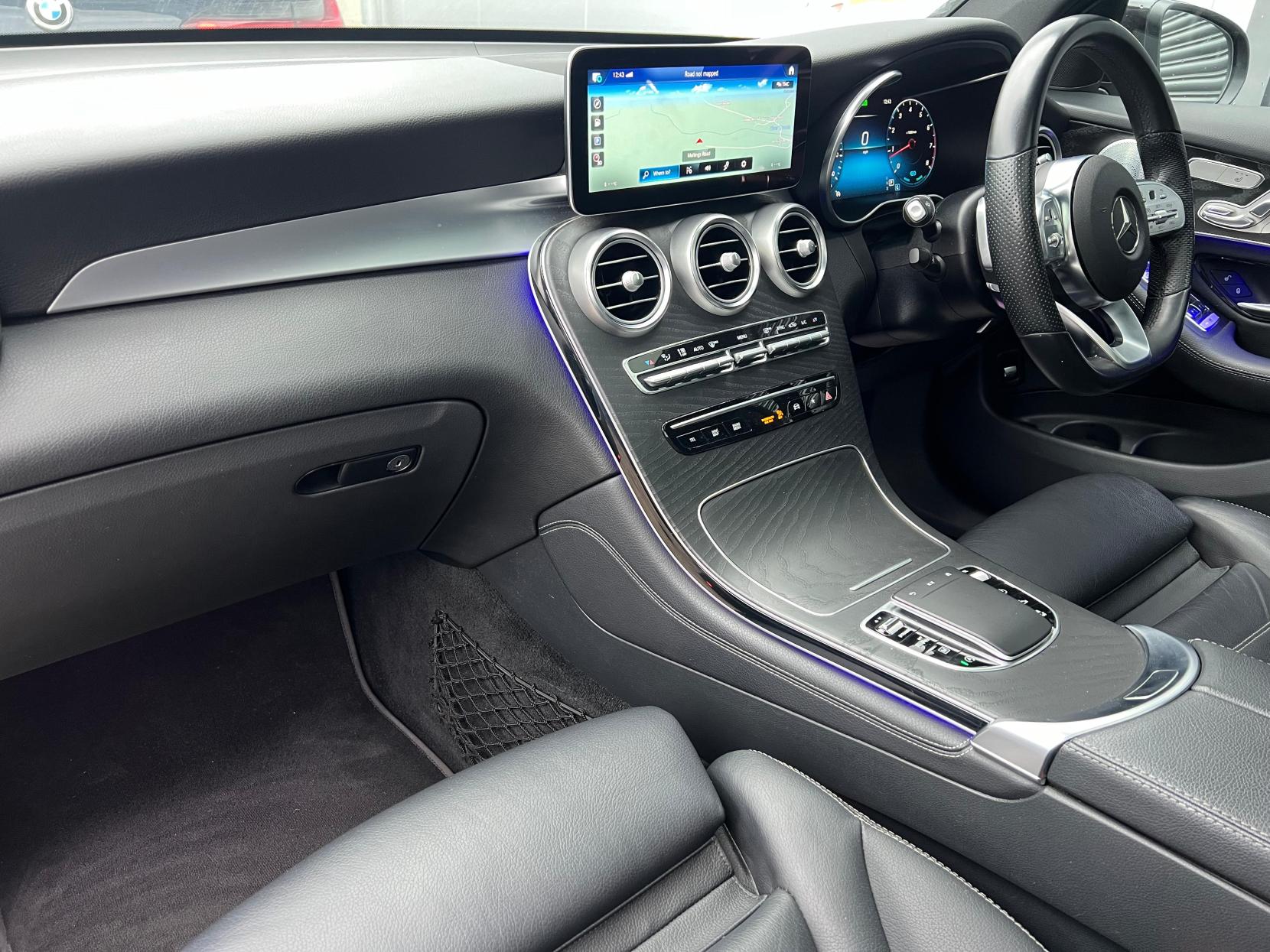 Mercedes-Benz GLC 2.0 GLC300 MHEV AMG Line (Premium Plus) SUV 5dr Petrol G-Tronic+ 4MATIC Euro 6 (s/s) (272 ps)