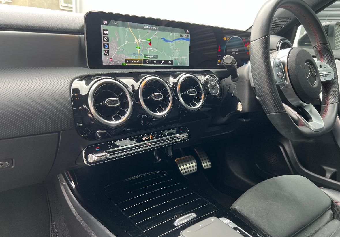 Mercedes-Benz A Class 1.5 A180d AMG Line (Executive) Hatchback 5dr Diesel 7G-DCT Euro 6 (s/s) (116 ps)