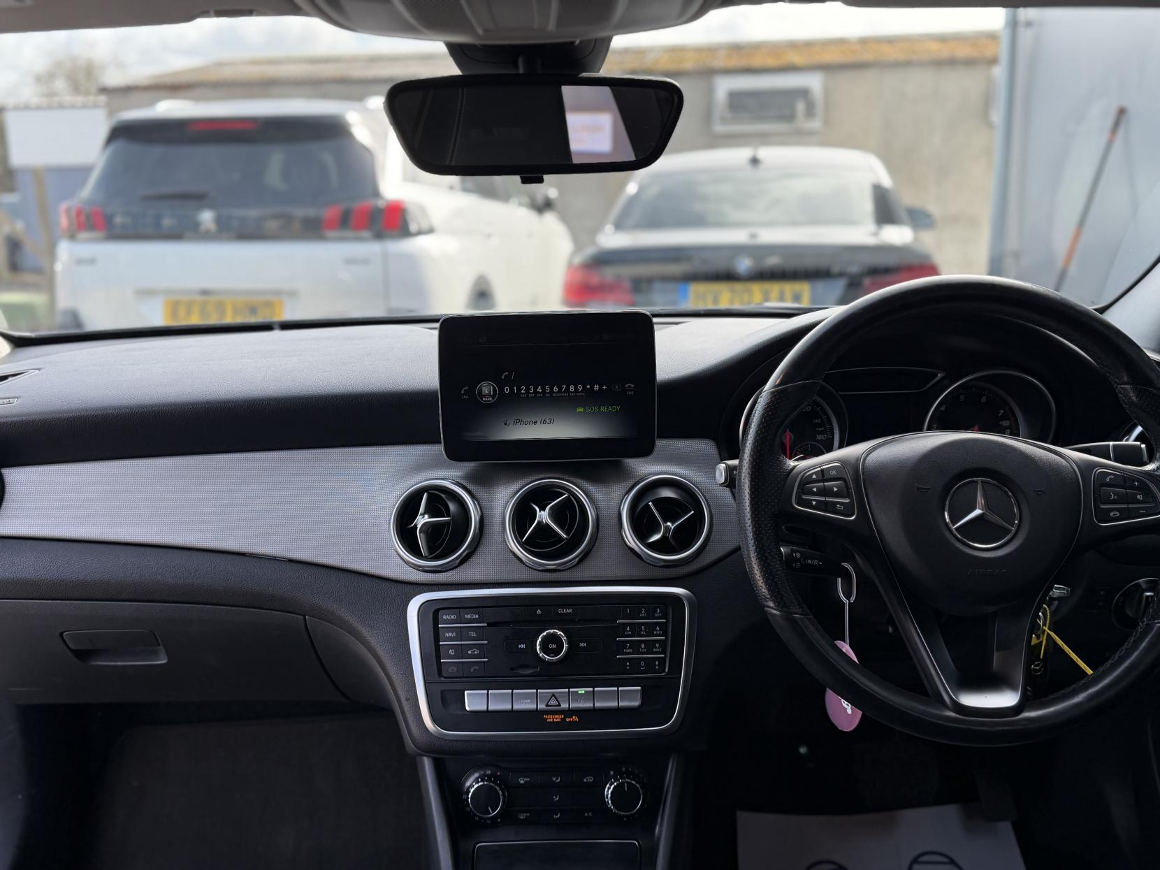 Mercedes-Benz GLA 1.6 GLA180 Urban Edition SUV 5dr Petrol 7G-DCT Euro 6 (s/s) (122 ps)
