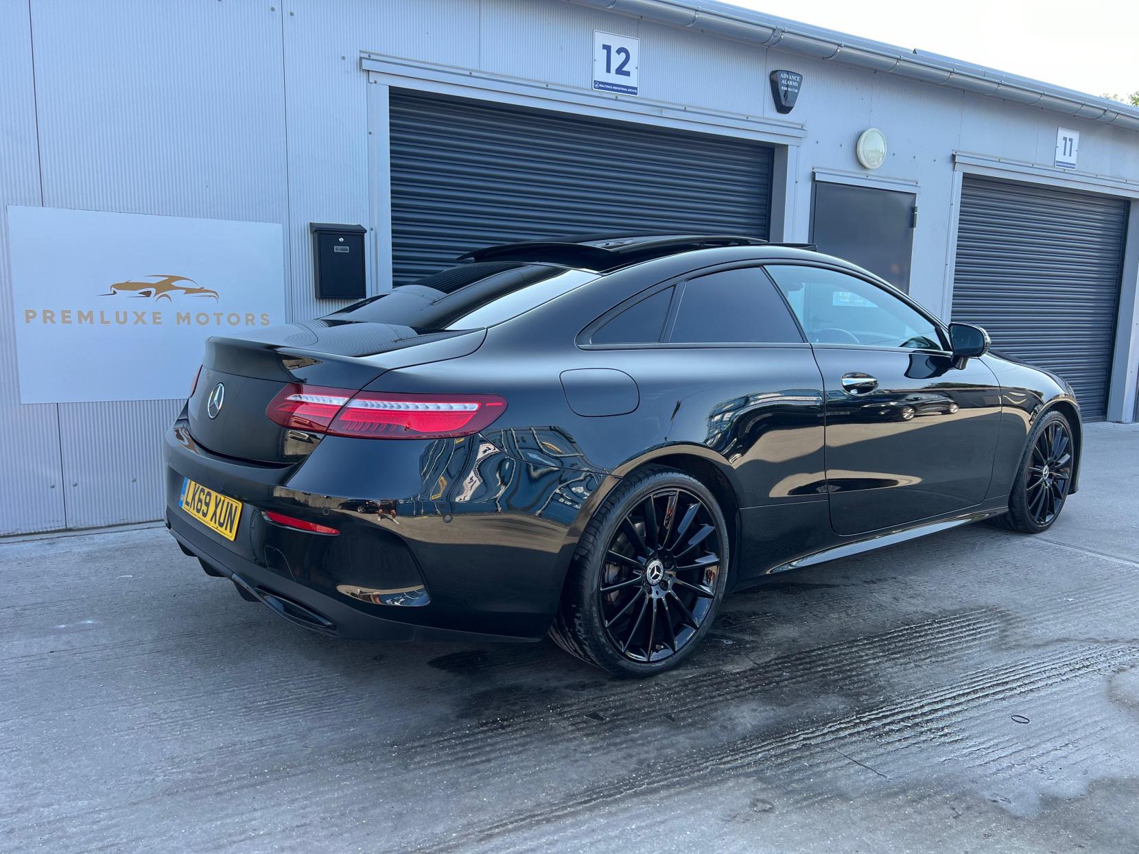 Mercedes-Benz E Class 2.0 E220d AMG Line Coupe 2dr Diesel G-Tronic+ Euro 6 (s/s) (194 ps)