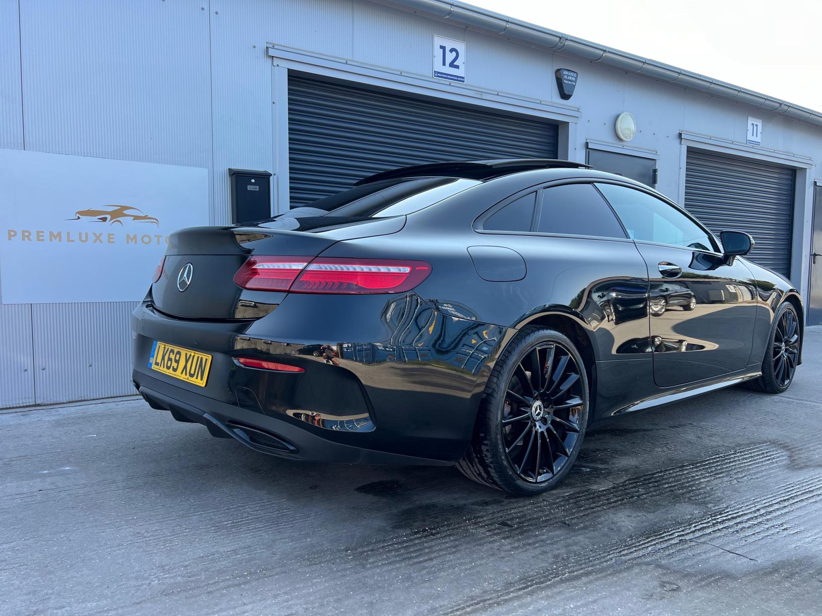 Mercedes-Benz E Class 2.0 E220d AMG Line Coupe 2dr Diesel G-Tronic+ Euro 6 (s/s) (194 ps)