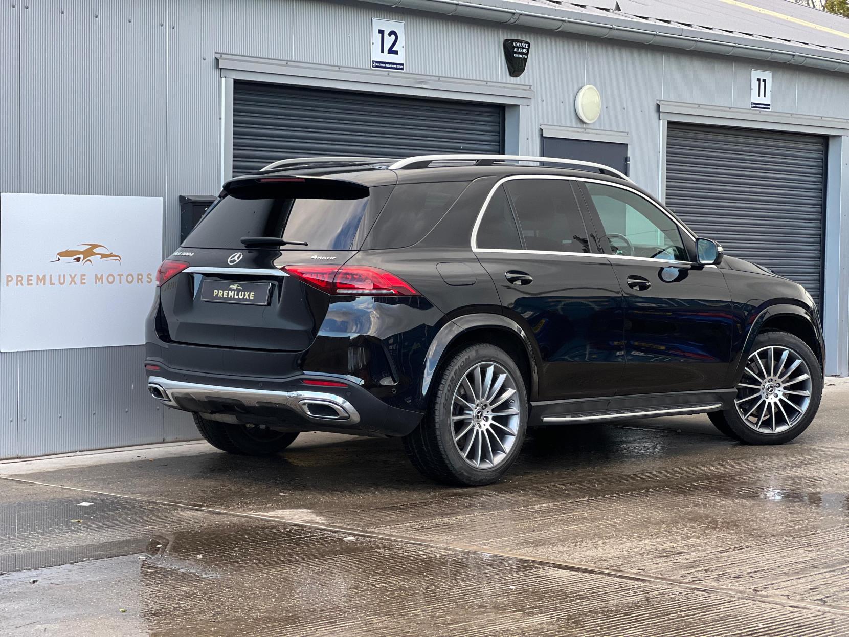 Mercedes-Benz GLE 2.0 GLE300d AMG Line (Premium) SUV 5dr Diesel G-Tronic 4MATIC Euro 6 (s/s) (245 ps)